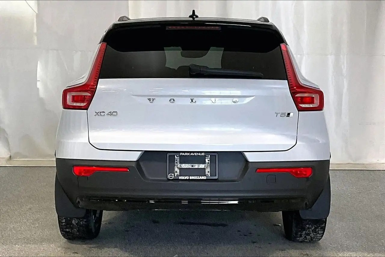 Volvo XC40 снимка Volvo XC40