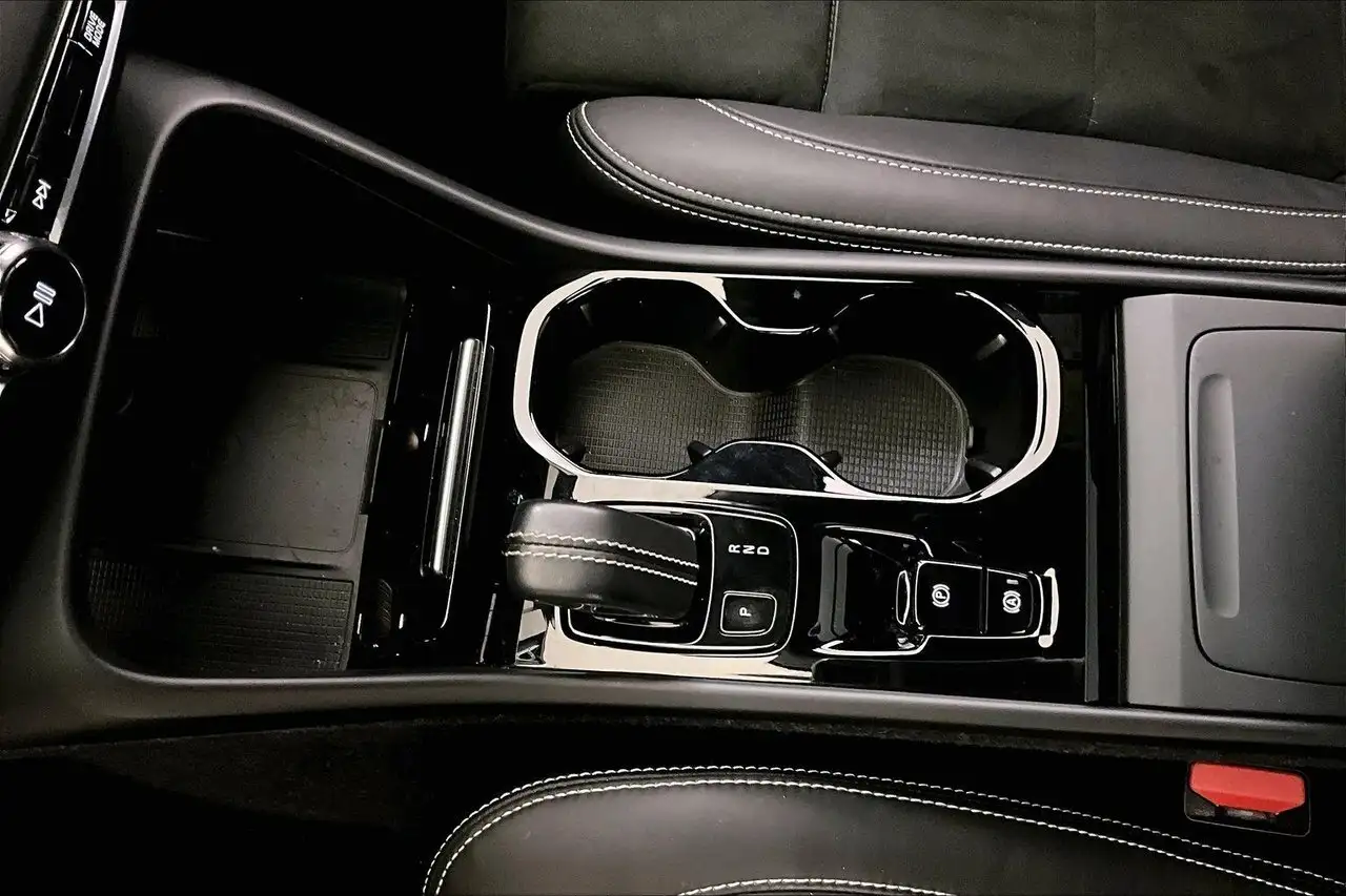 Volvo XC40 снимка Volvo XC40