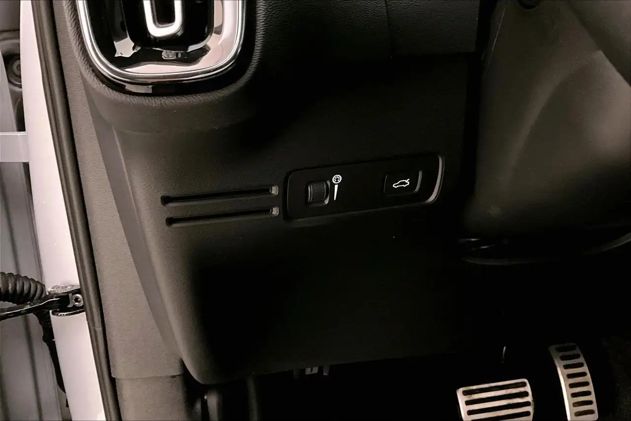 Volvo XC40 снимка Volvo XC40