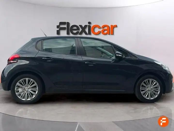 Peugeot 208 2018, foto 9