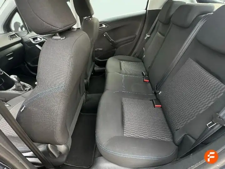 Peugeot 208 2018, foto 15