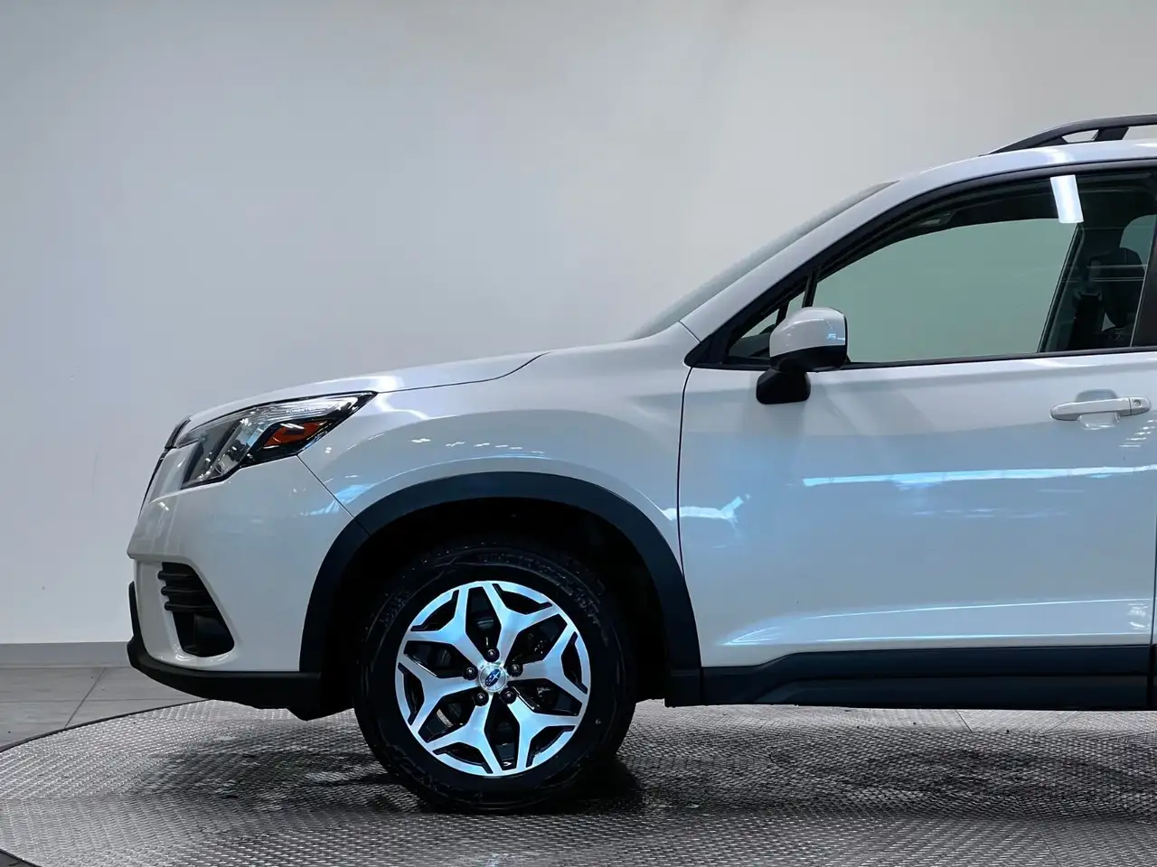 Subaru Forester снимка Subaru Forester