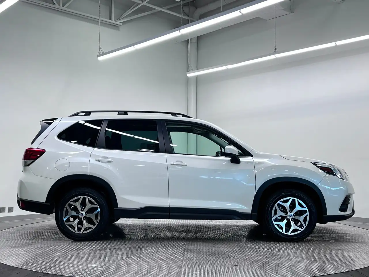 Subaru Forester снимка Subaru Forester