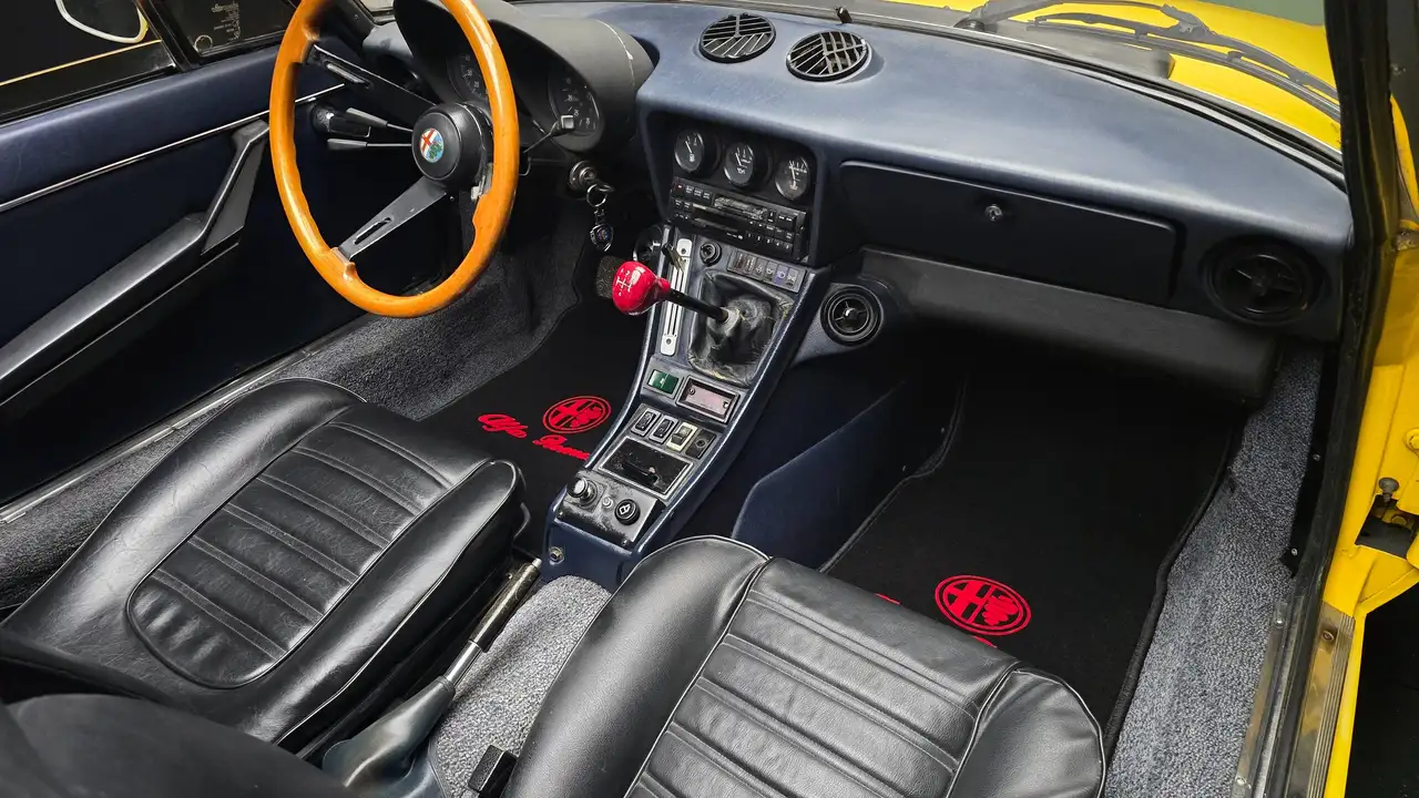 Alfa Romeo Spider 2.0 Veloce, foto 10