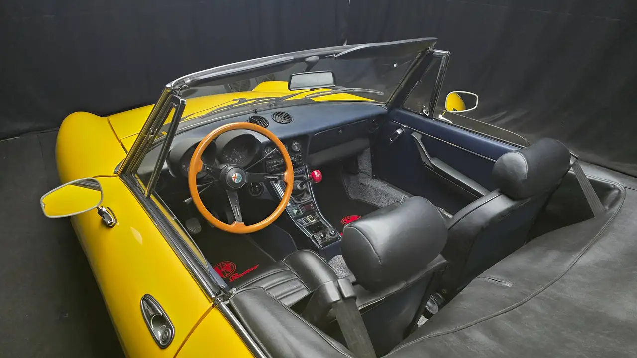 Alfa Romeo Spider 2.0 Veloce, foto 6