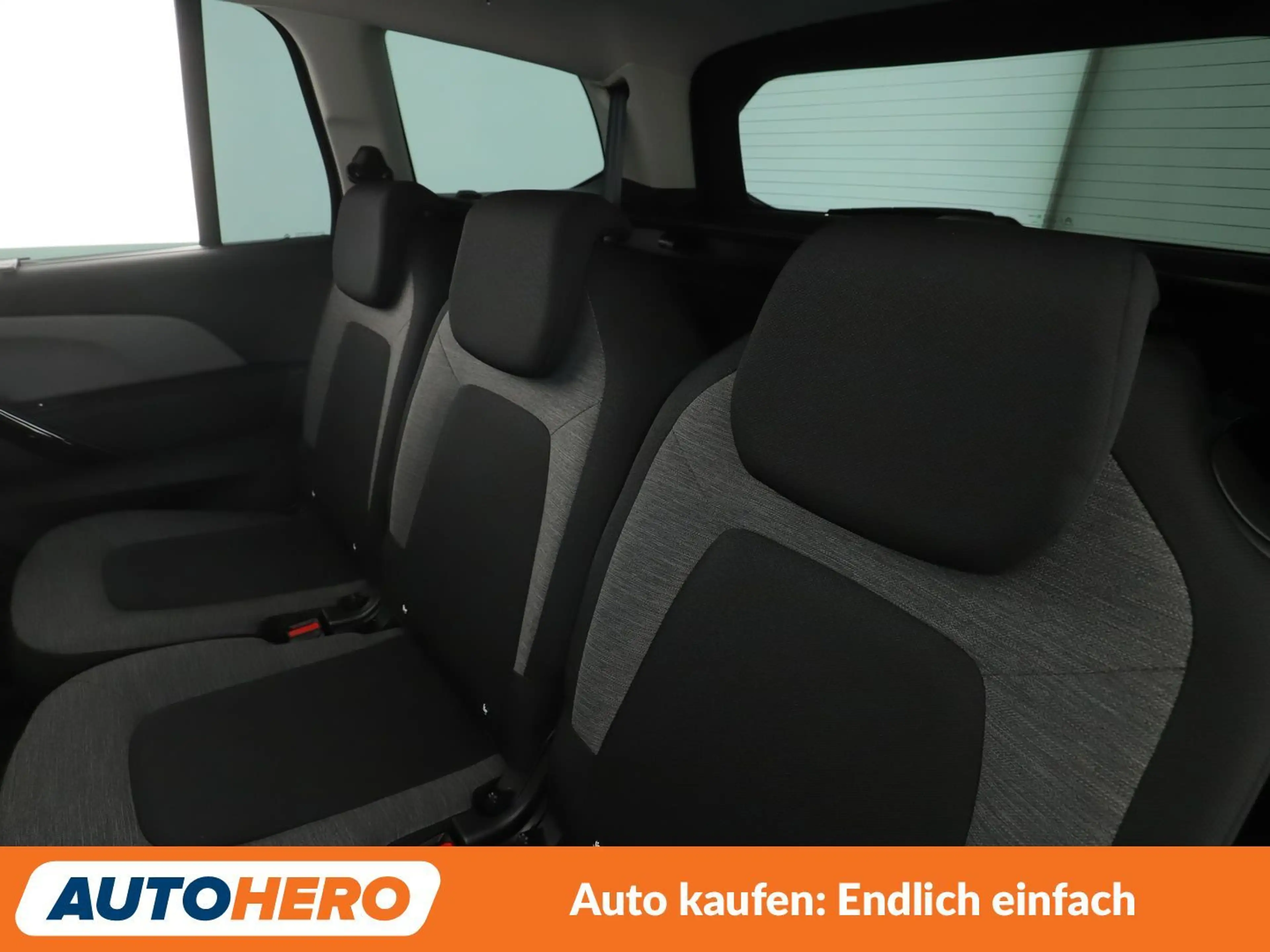 Citroen C4 SpaceTourer 1.5 Blue-HDi Selection*NAVI*TEMPO*CAM*PDC*SHZ* — photo 14