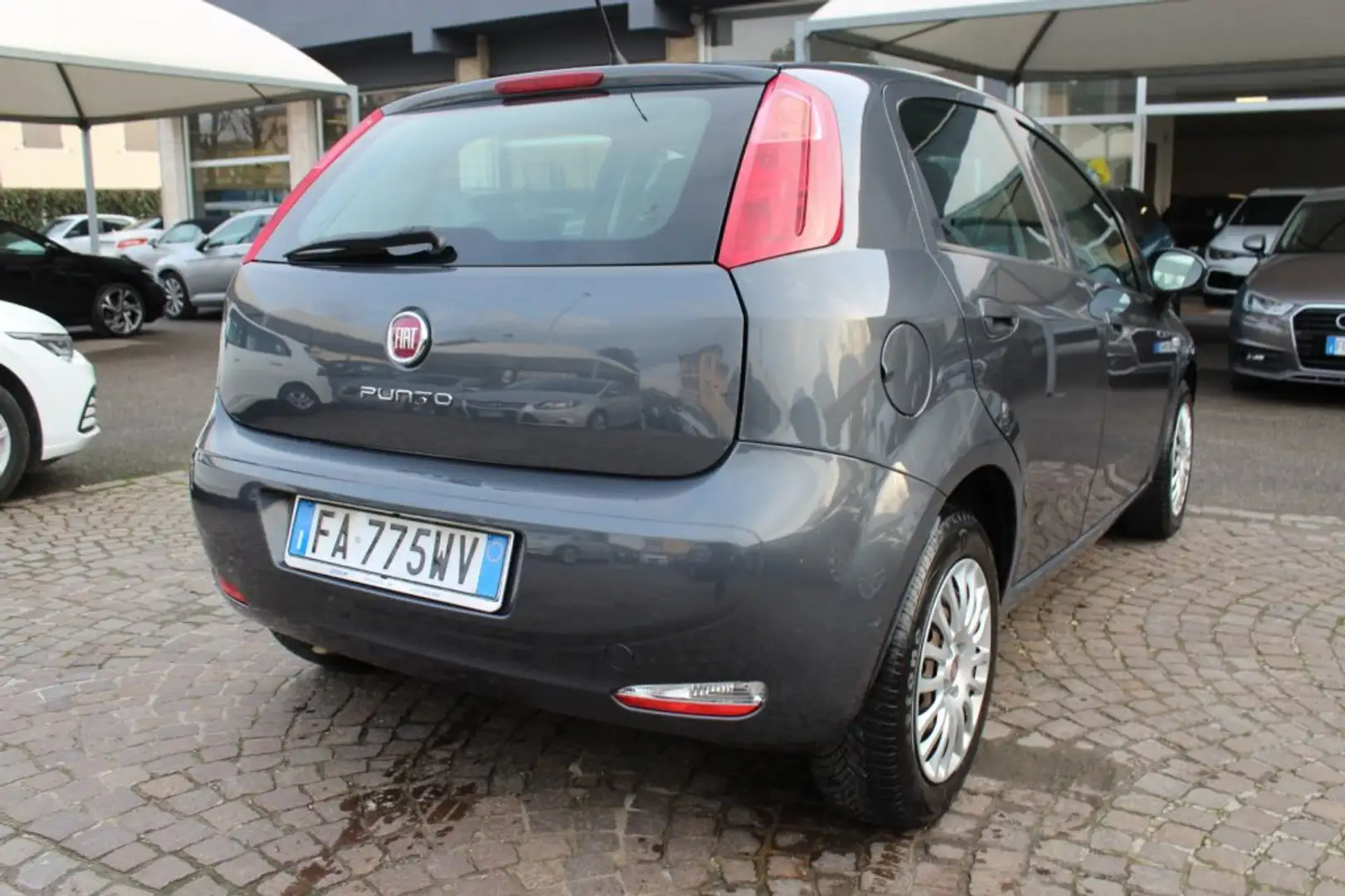 Fiat Punto 1.4 5P Easypower GPL NEOPATENTATI Grey - 2
