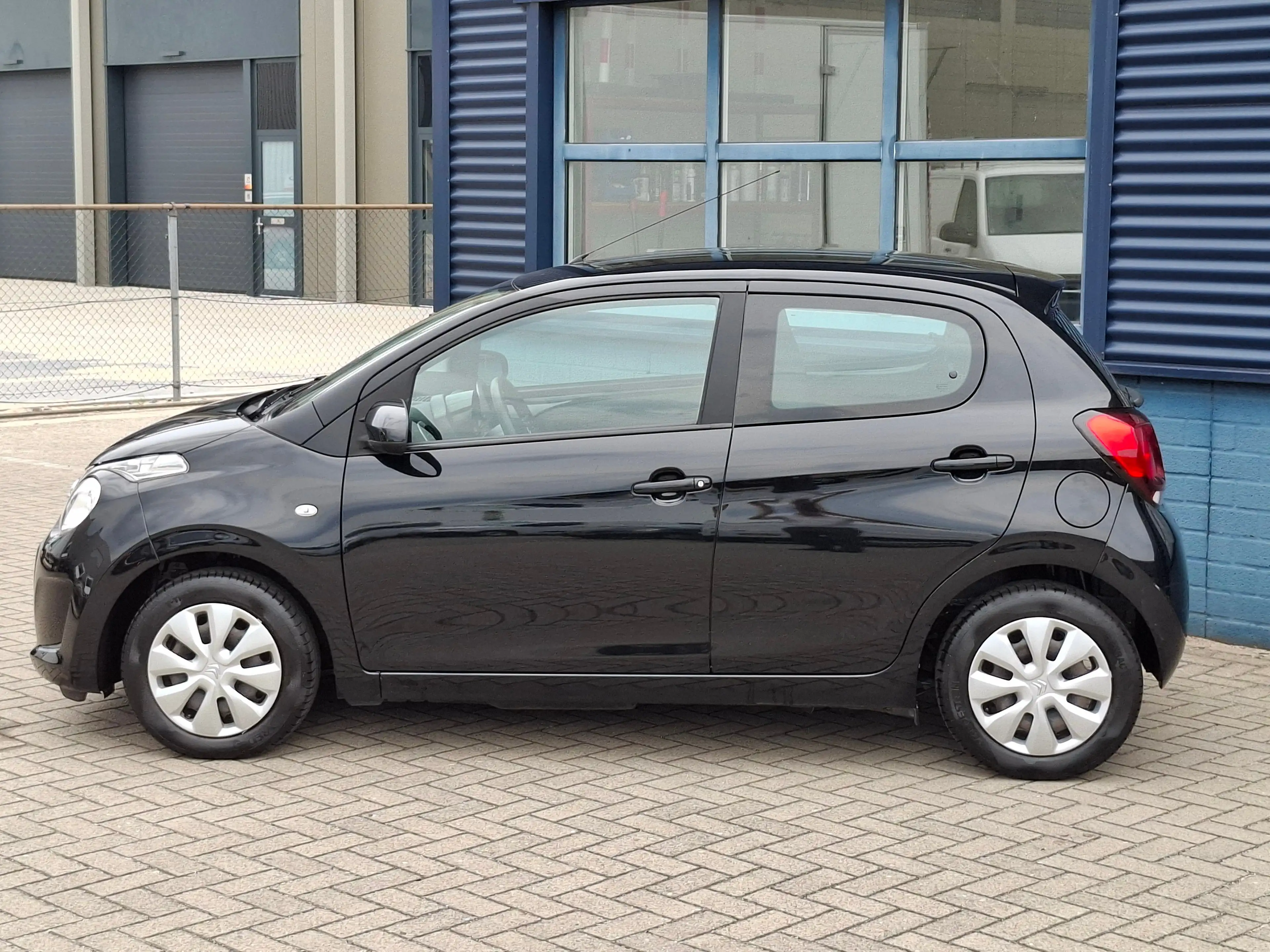 Citroen C1 1.0 e-VTi Feel | Achterbank in delen neerklapbaar — photo 3