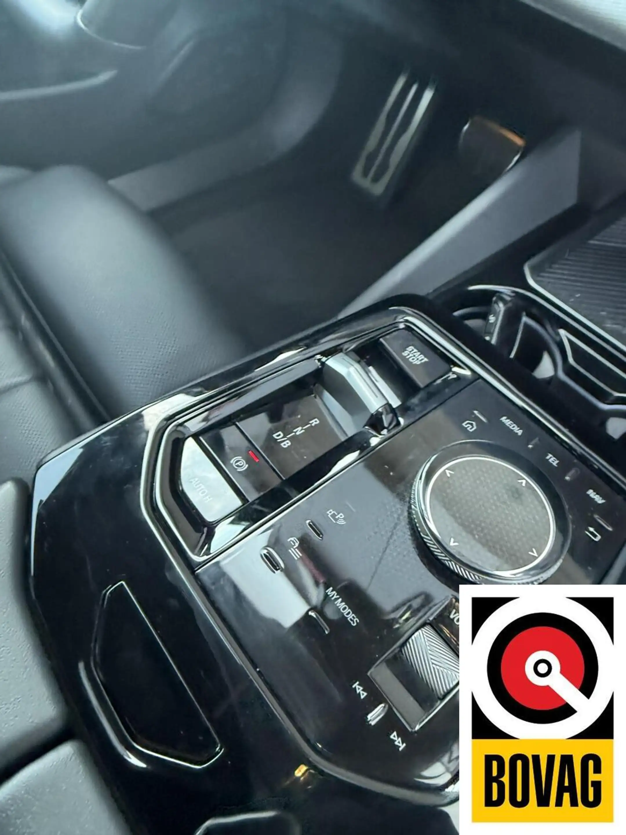 BMW i5 eDrive40 84 kWh — photo 14