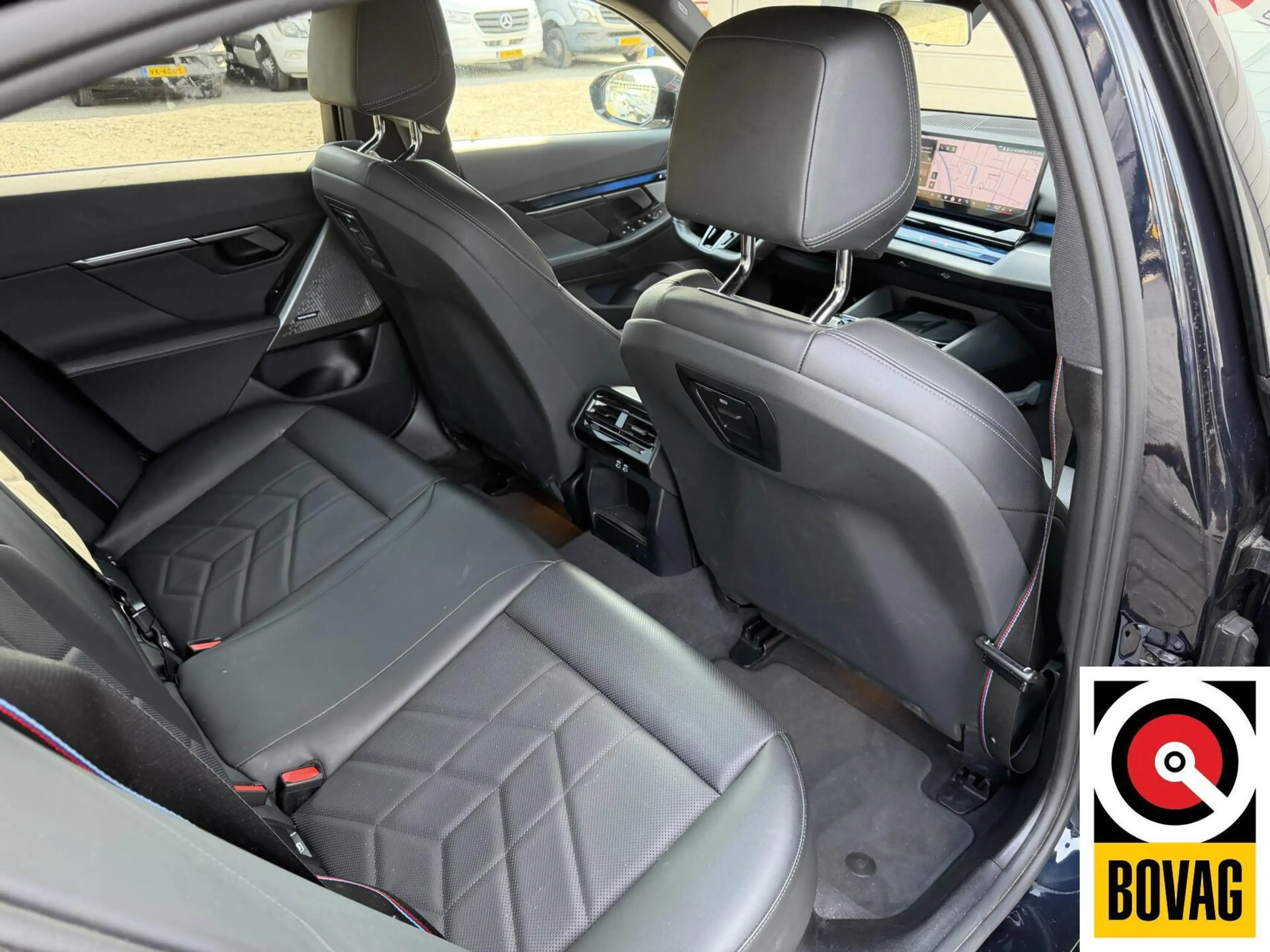 BMW i5 eDrive40 84 kWh — photo 10