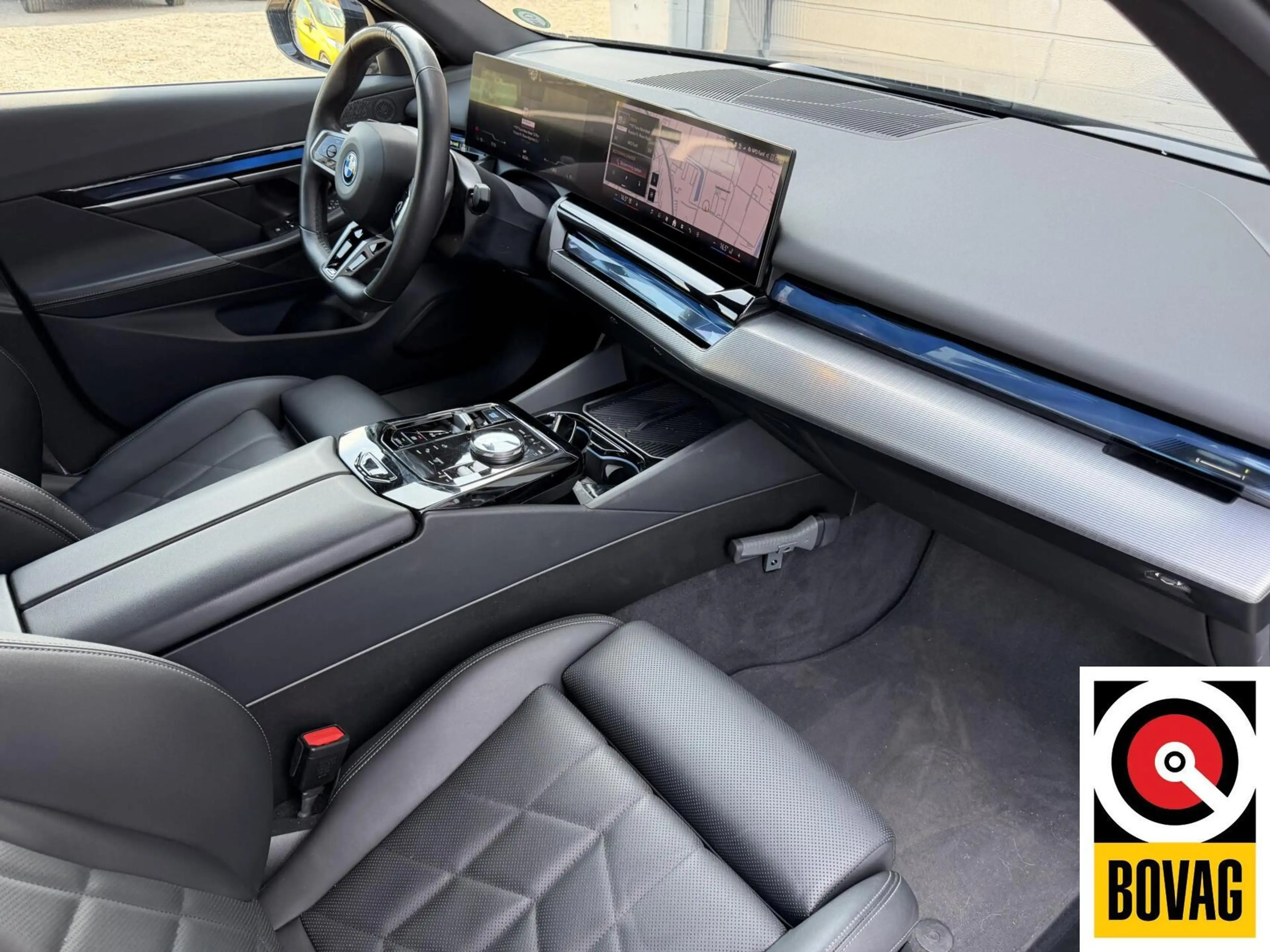 BMW i5 eDrive40 84 kWh — photo 8