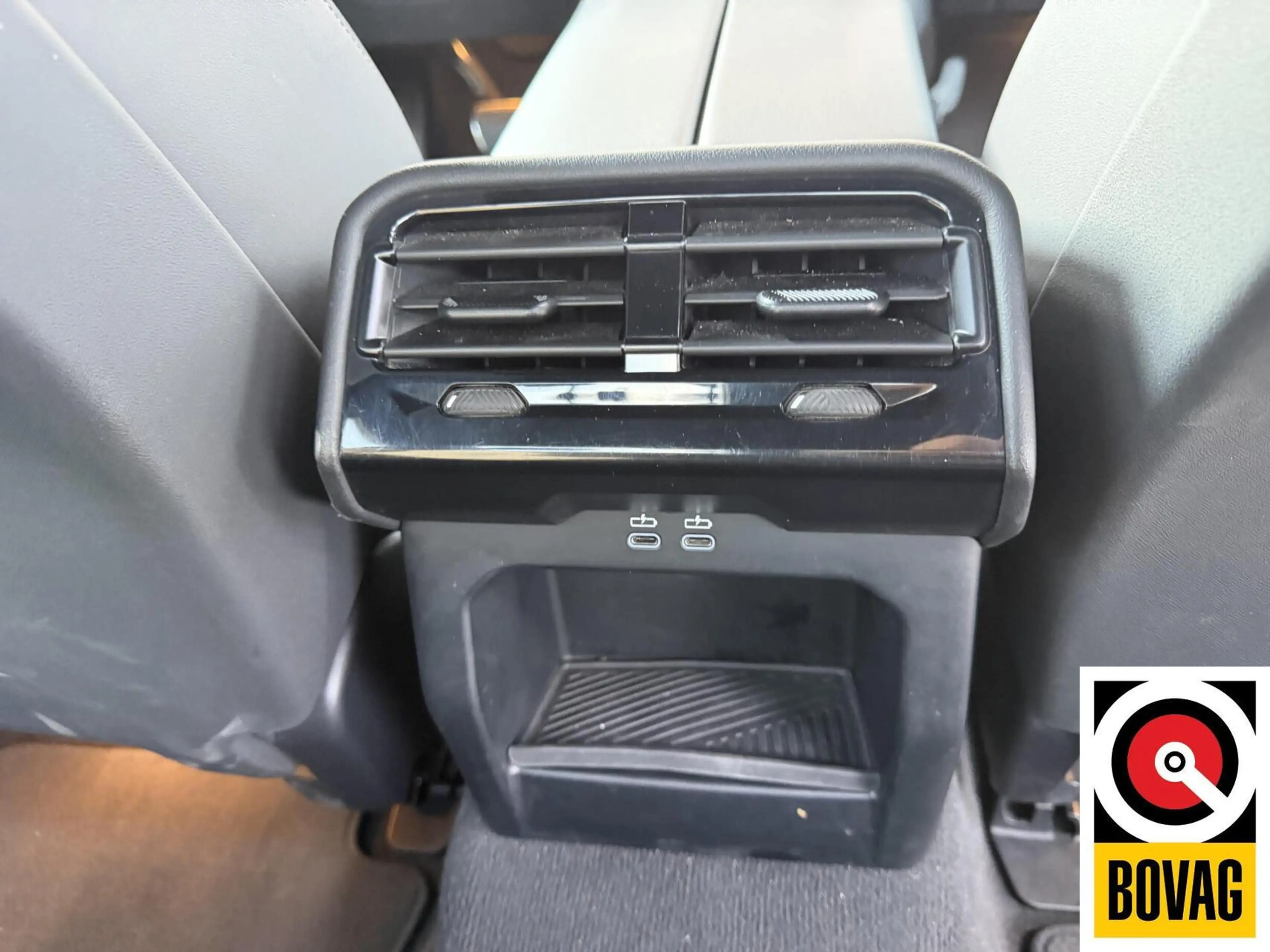 BMW i5 eDrive40 84 kWh — photo 17