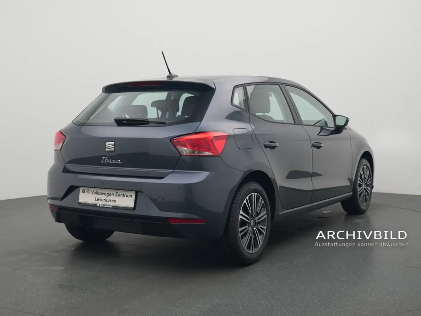 SEAT Ibiza Xcellence DSG ACC NAVI KAM Grau - 2