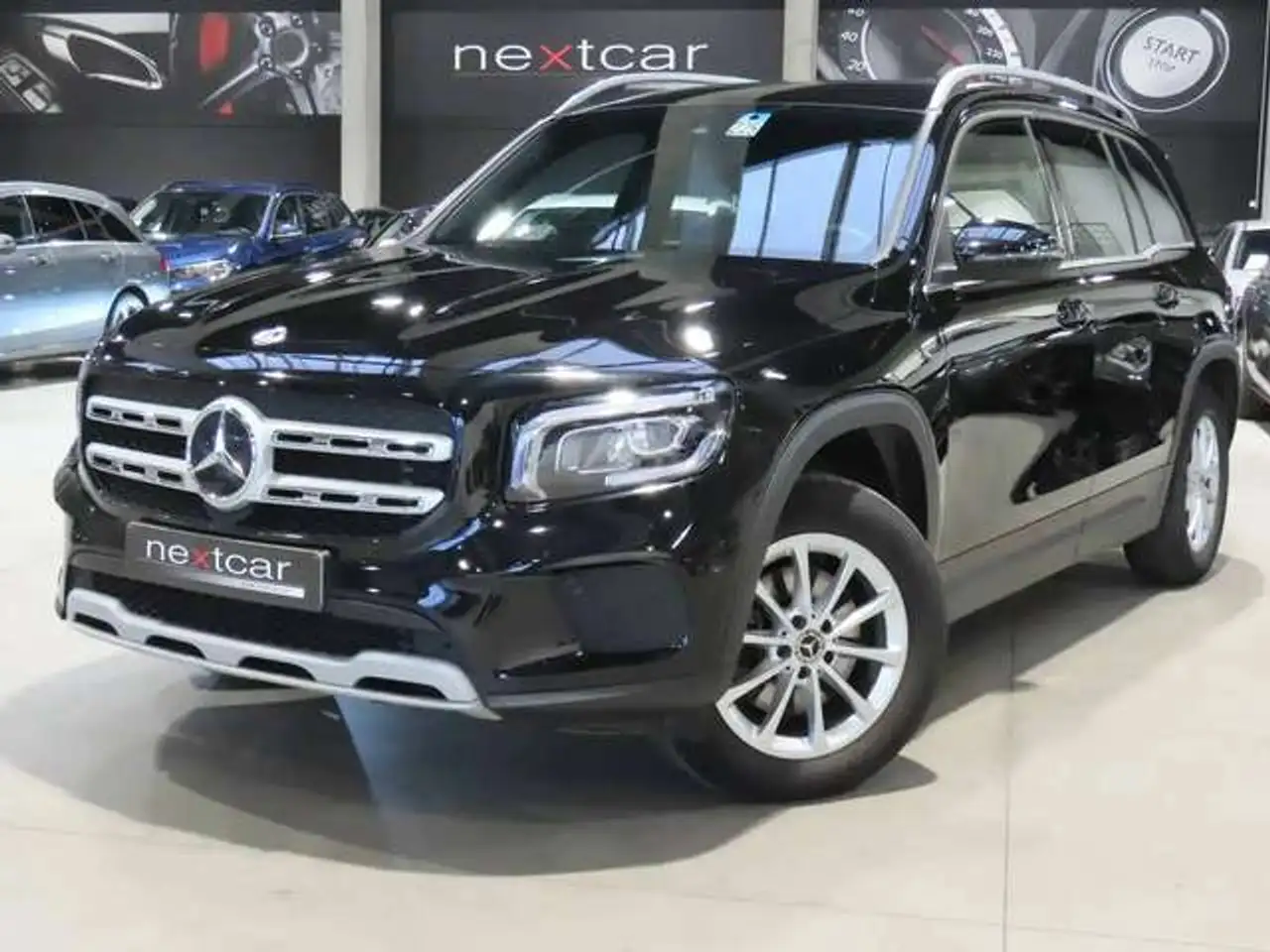 Mercedes-Benz GLB 180