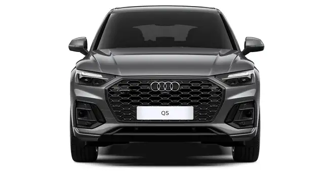 Audi Q5 view 5