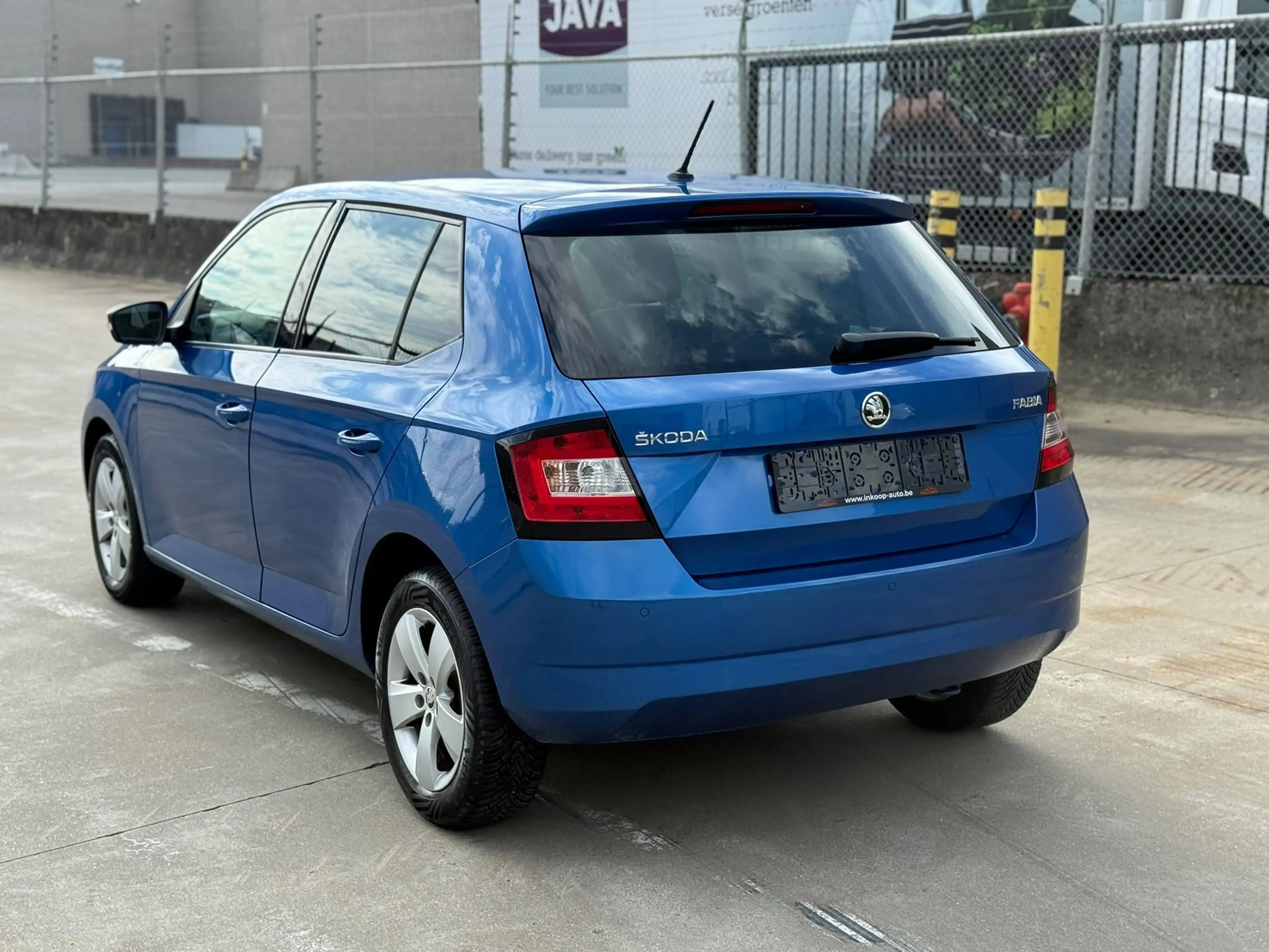Skoda Fabia Fabia 1.0i Active — photo 4