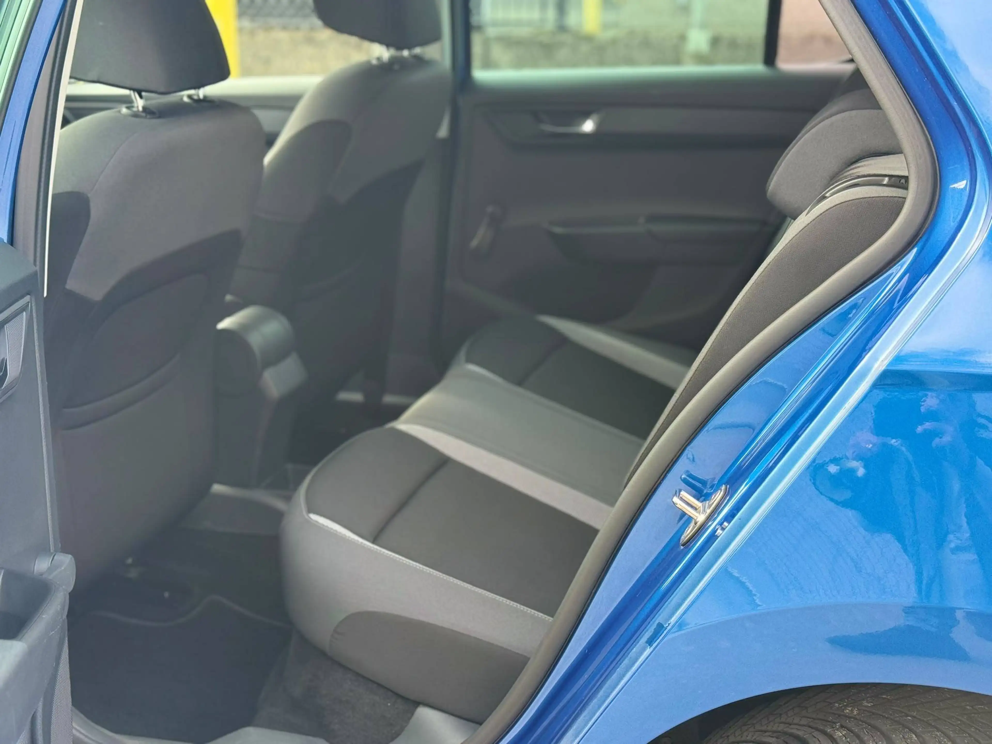 Skoda Fabia Fabia 1.0i Active — photo 12