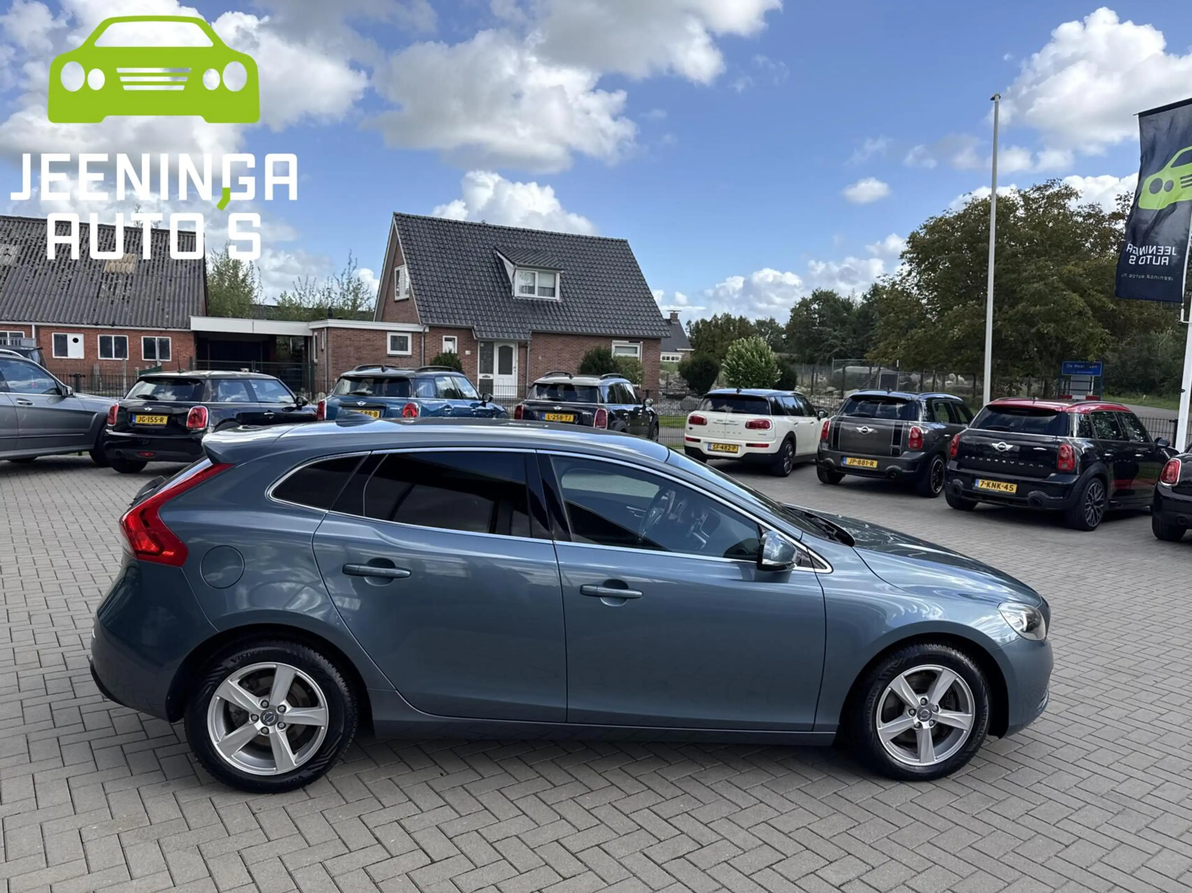 Volvo V40 1.6 T4 Momentum|Clima|Navi|Af.Trekhaak — photo 15