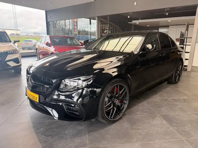 Mercedes-Benz E 63 AMG E63 S AMG 4 MATIC
