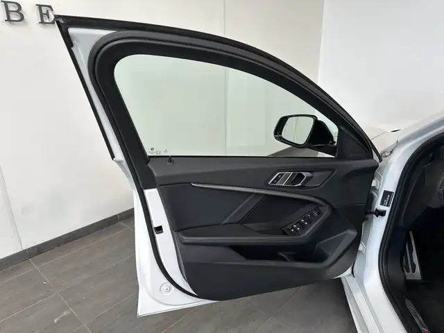 BMW M view 6