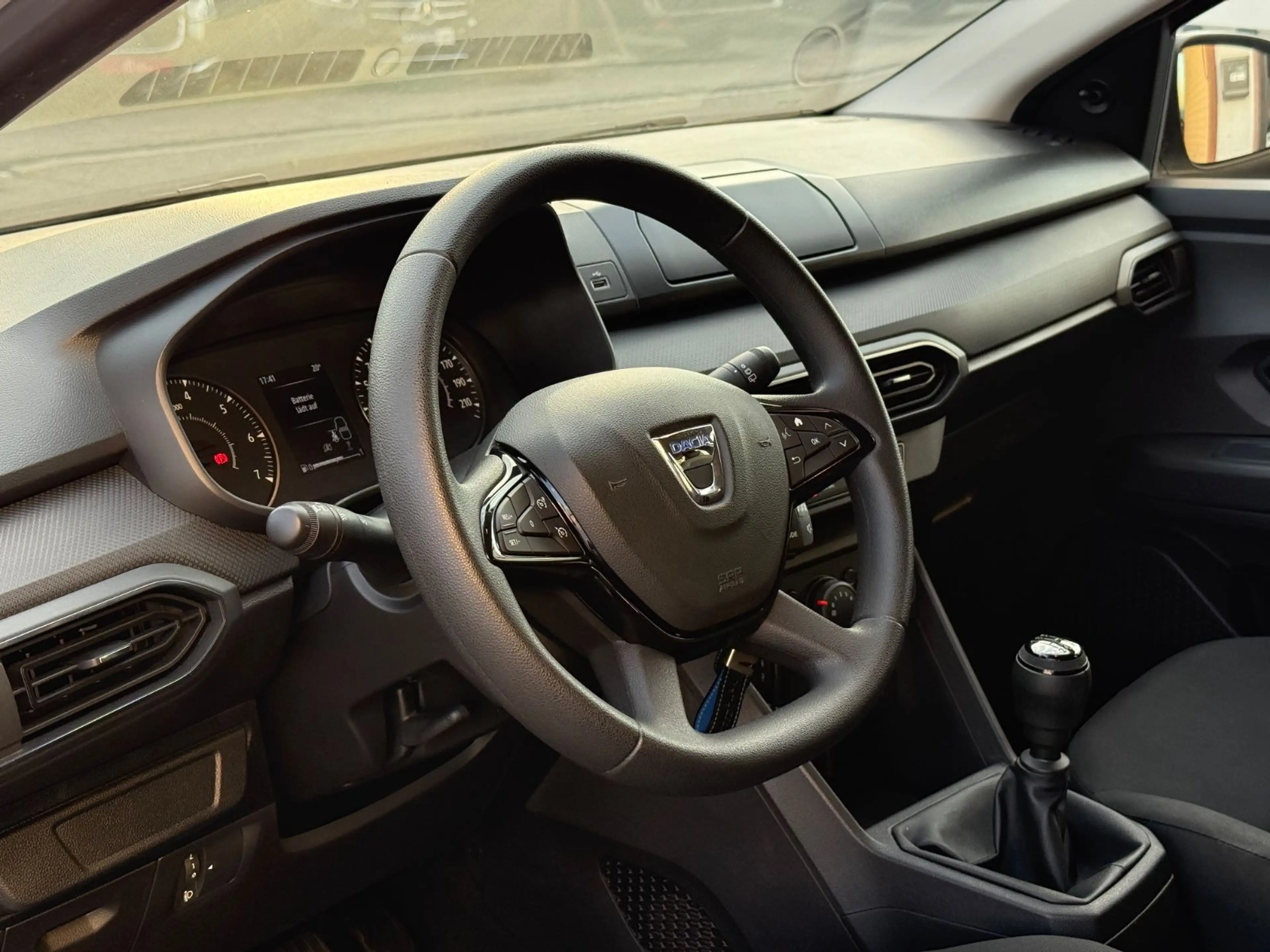Dacia Sandero III Essential | LED | Bluetooth | Klima — photo 12