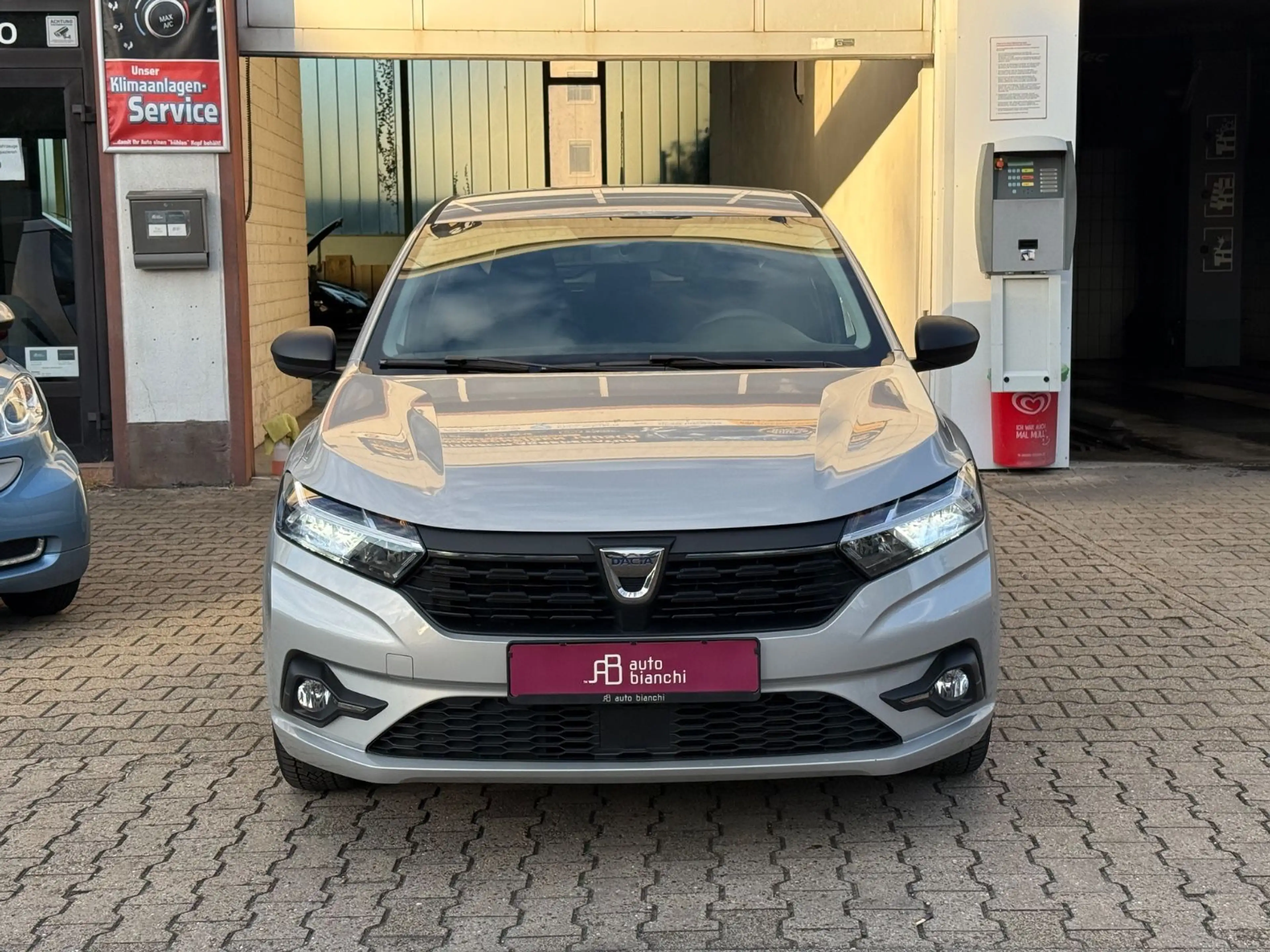 Dacia Sandero III Essential | LED | Bluetooth | Klima — photo 2