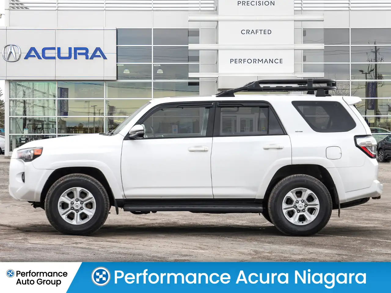 Toyota 4-Runner снимка Toyota 4-Runner