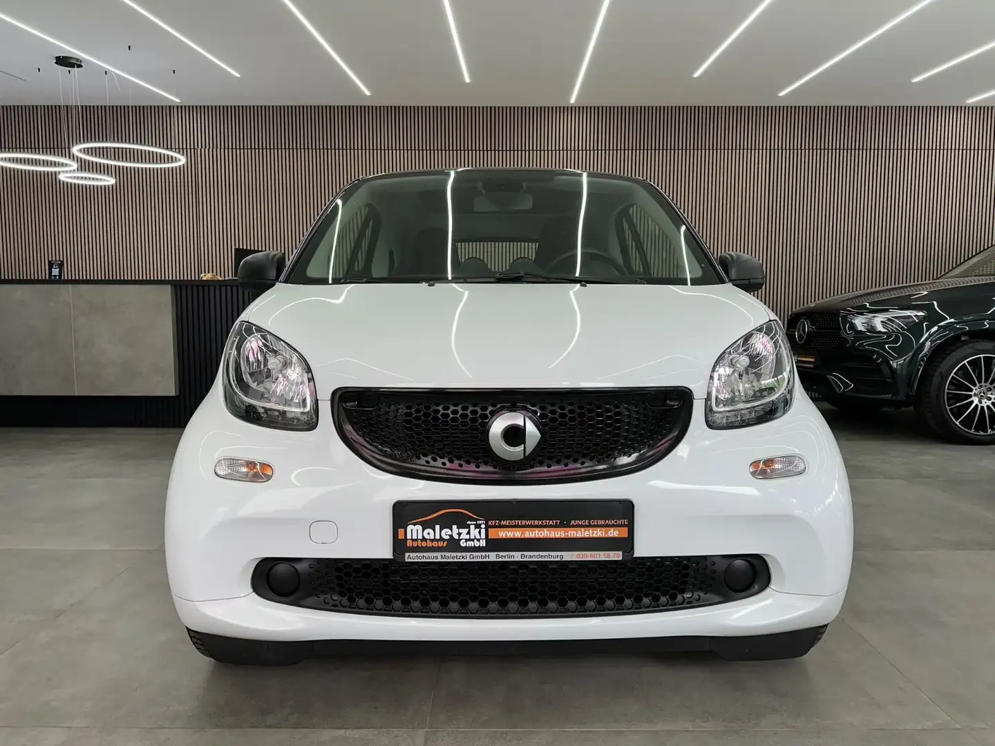 smart forTwo Coupe*Panorama*Navi*1.Hand*Sitzheizung* Weiß - 2