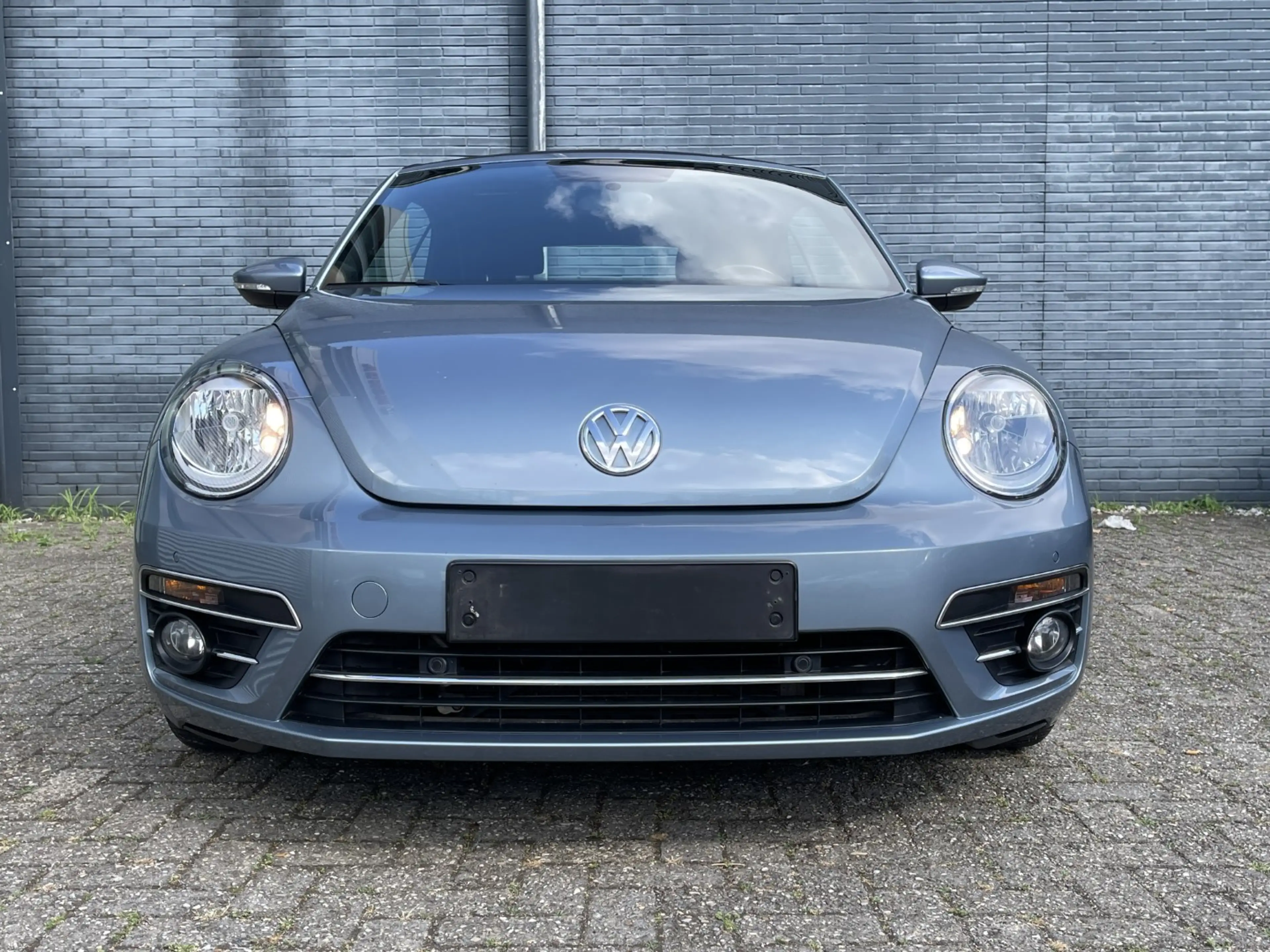 Volkswagen Beetle 1.2 TSI Sound Exclusive Series Cabriolet | Navi & — photo 7