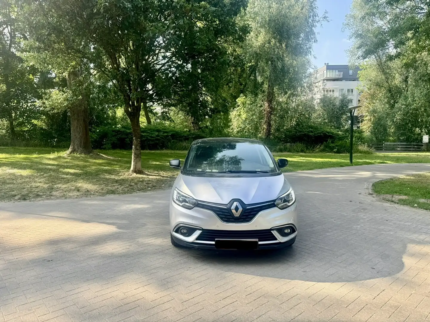 Renault Grand Scenic Scénic 1.7 Blue dCi Bose Edition EDC (EU6.2) Gris - 2