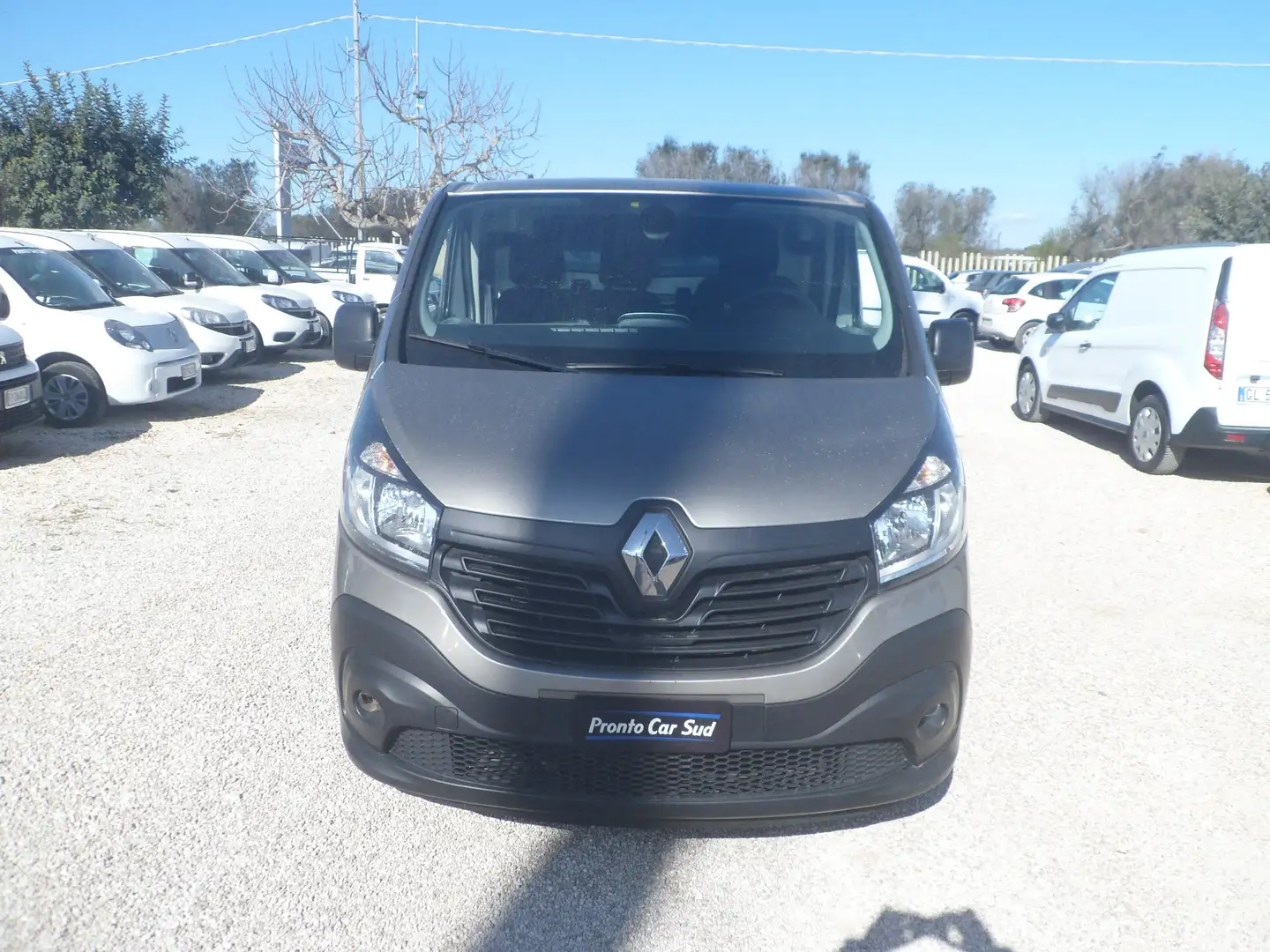 Renault Trafic furgone Blanc - 2