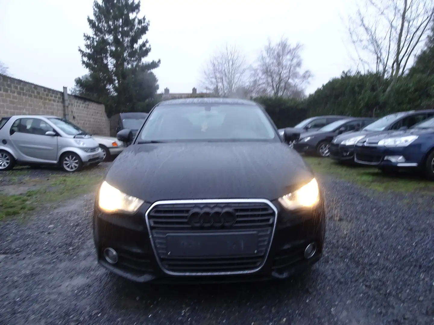 Audi A1 A1 1.2 TFSI Ambition pour EXPORT Schwarz - 1