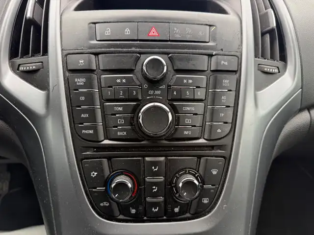 Opel Astra view 14