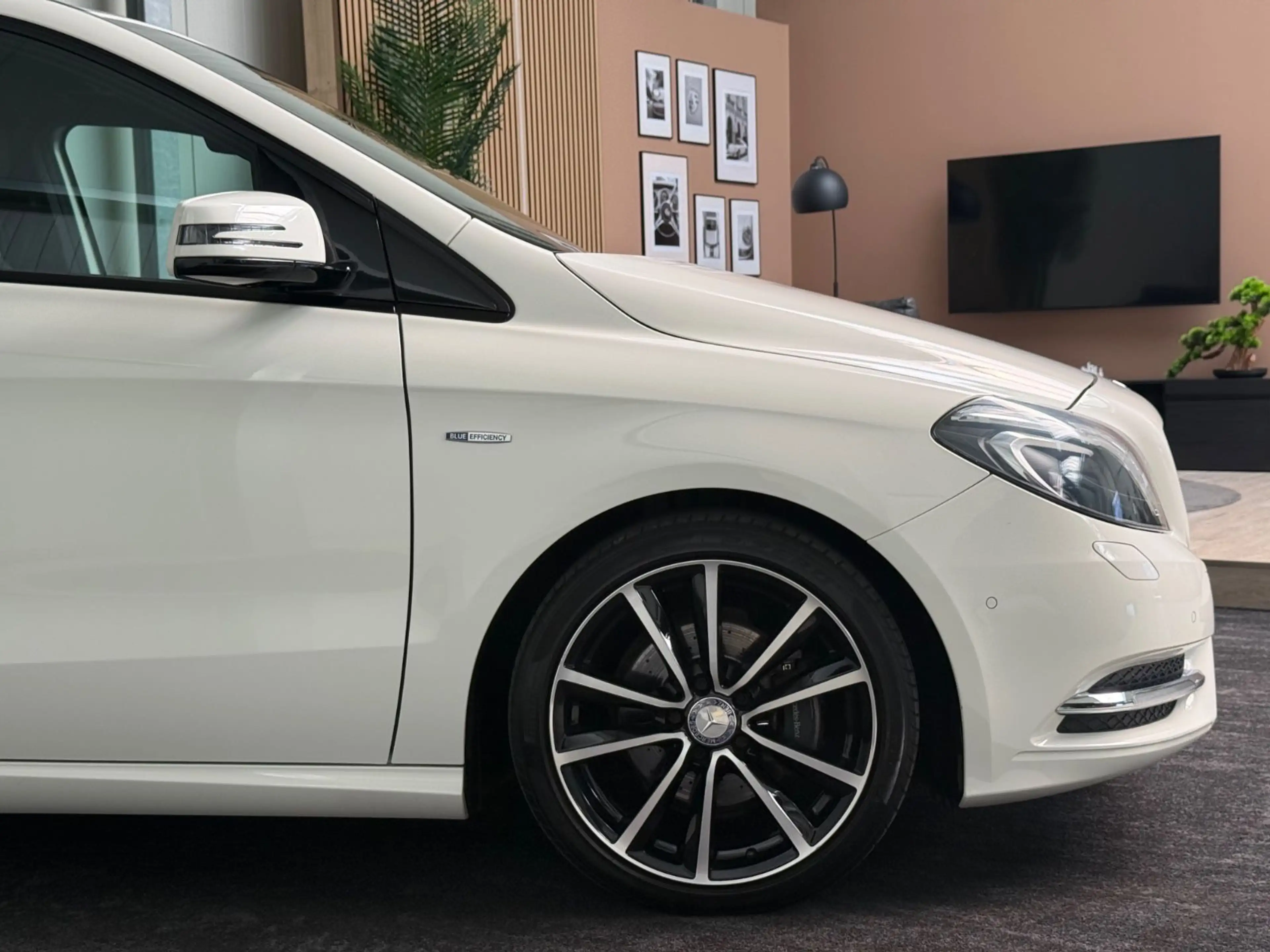 Mercedes-Benz B 200 Edition 1/KAMERA/KLIMA/ — photo 8
