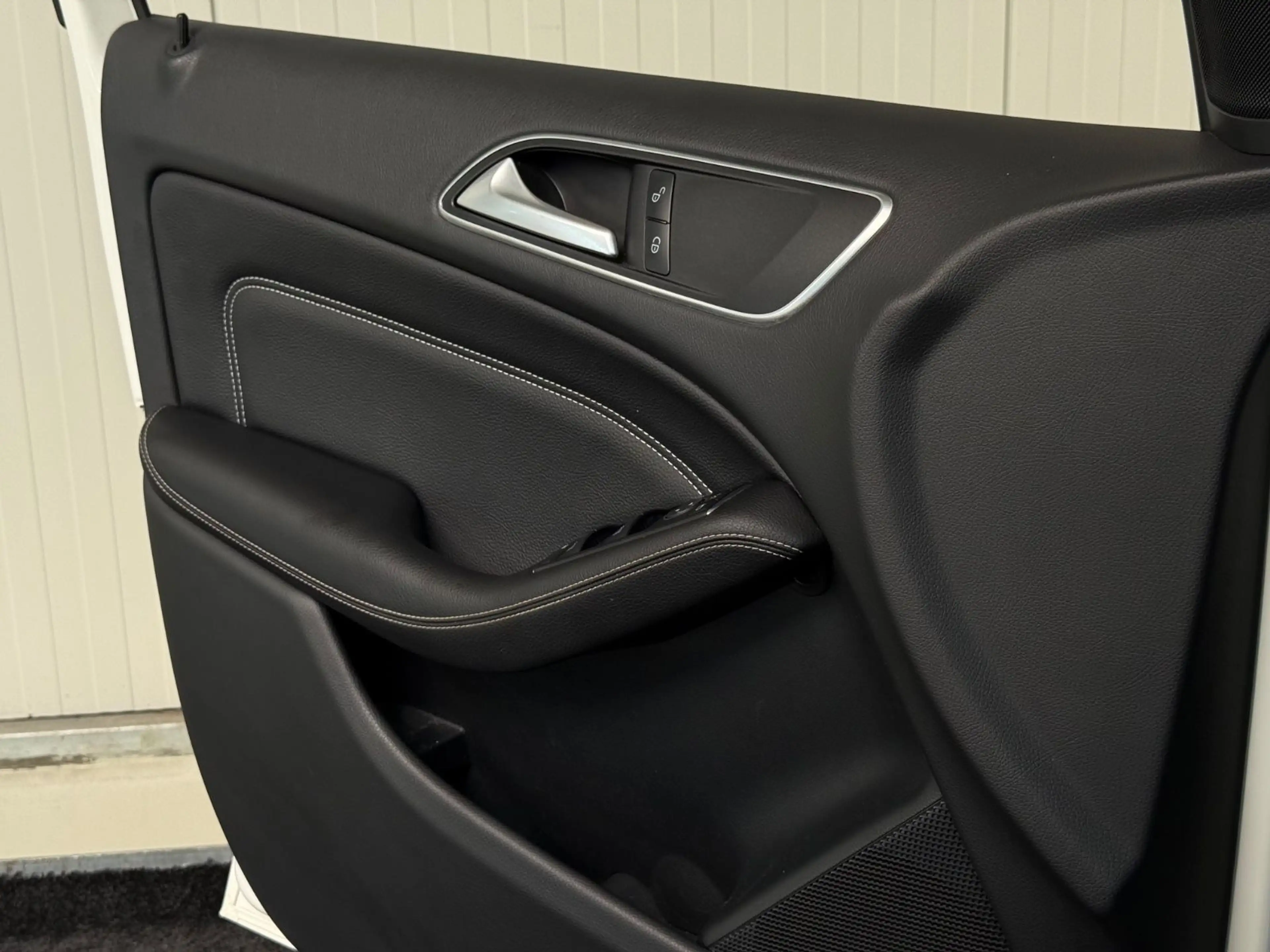 Mercedes-Benz B 200 Edition 1/KAMERA/KLIMA/ — photo 15
