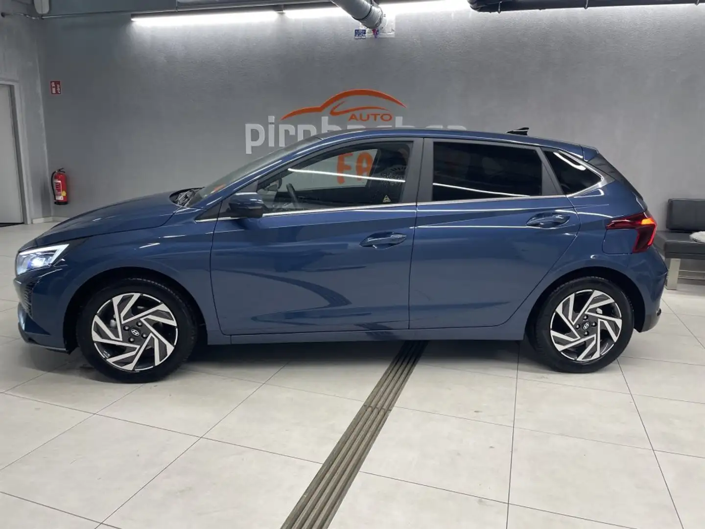 Hyundai i20 (BC3) GO Plus 1.2 MPI b5bu1-PP4 Blau - 2
