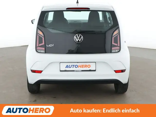 Volkswagen Up! view 5