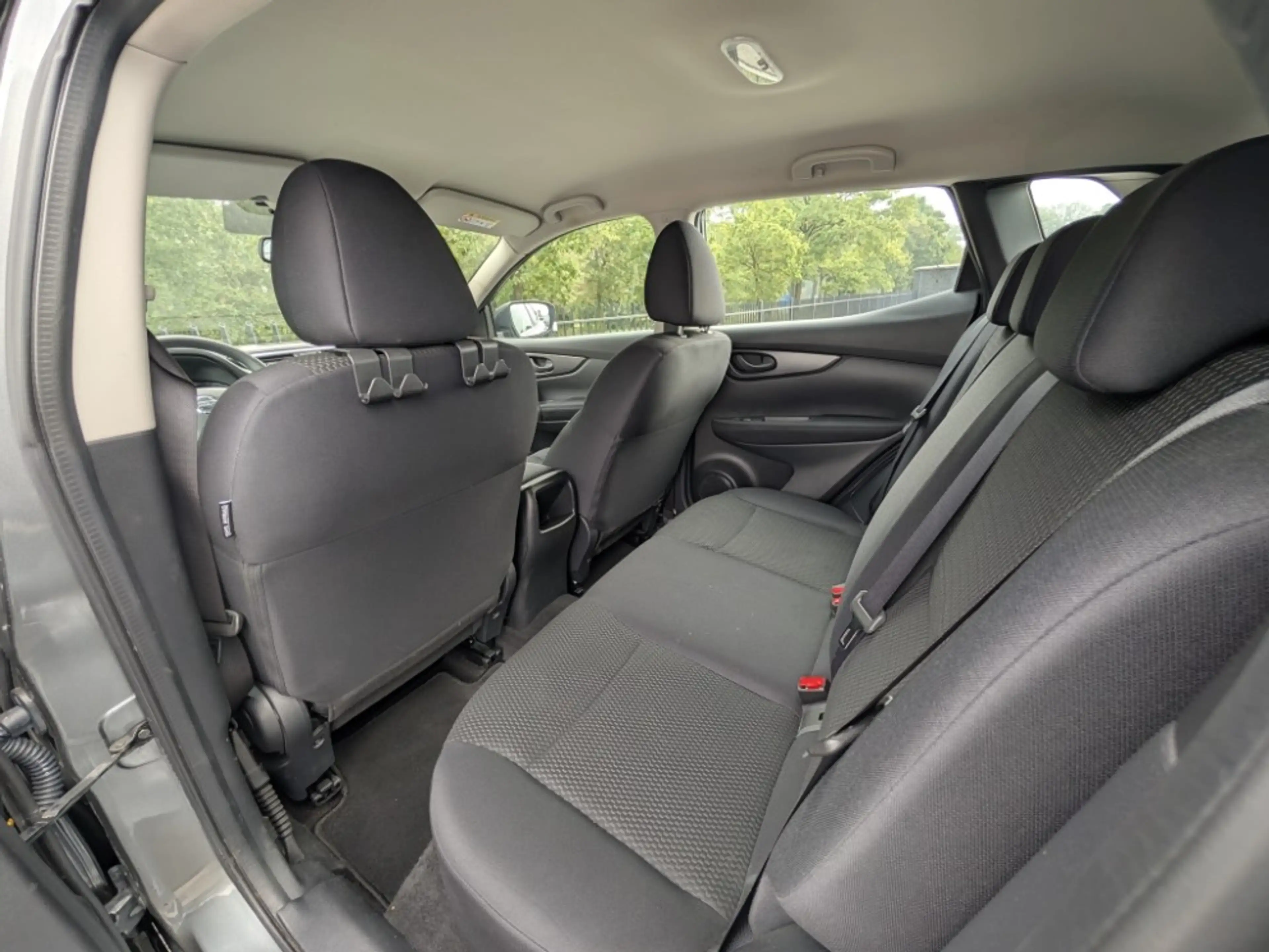 Nissan Qashqai Visia 1.2 115PK | Trekhaak | Stoelverw. | PDC | Ca — photo 9