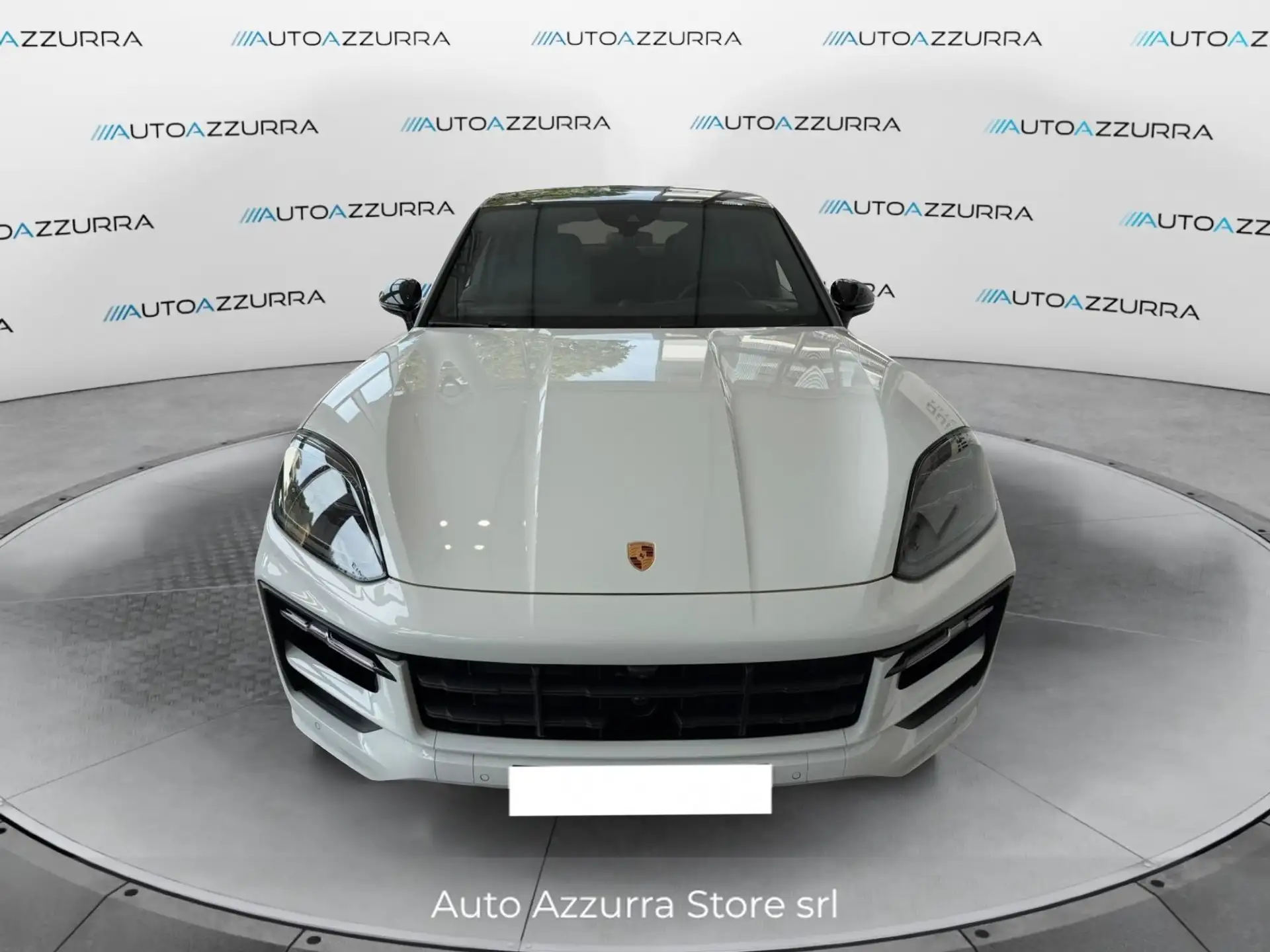 Porsche Cayenne 2026 흰색 사진 2
