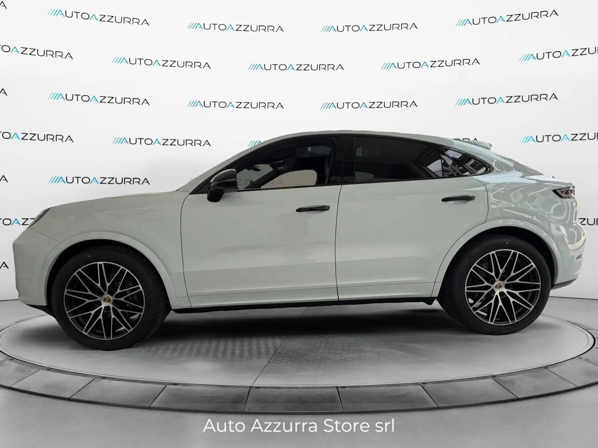 Porsche Cayenne 2026 흰색 사진 4