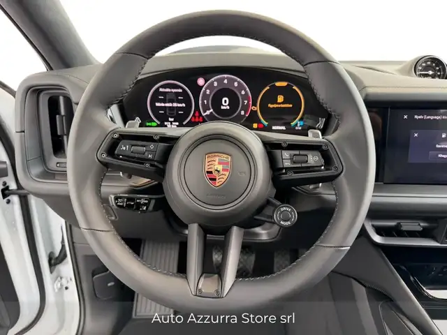 Porsche Cayenne view 13