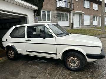 Golf 1 Année 1983 Roule Correctement