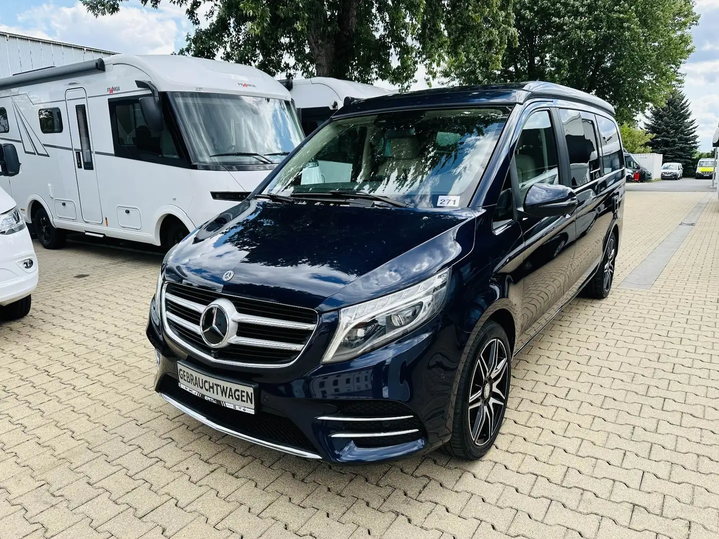 Mercedes-Benz Marco Polo 250 d 4MATIC EDITION #AMG LINE Blau - 1