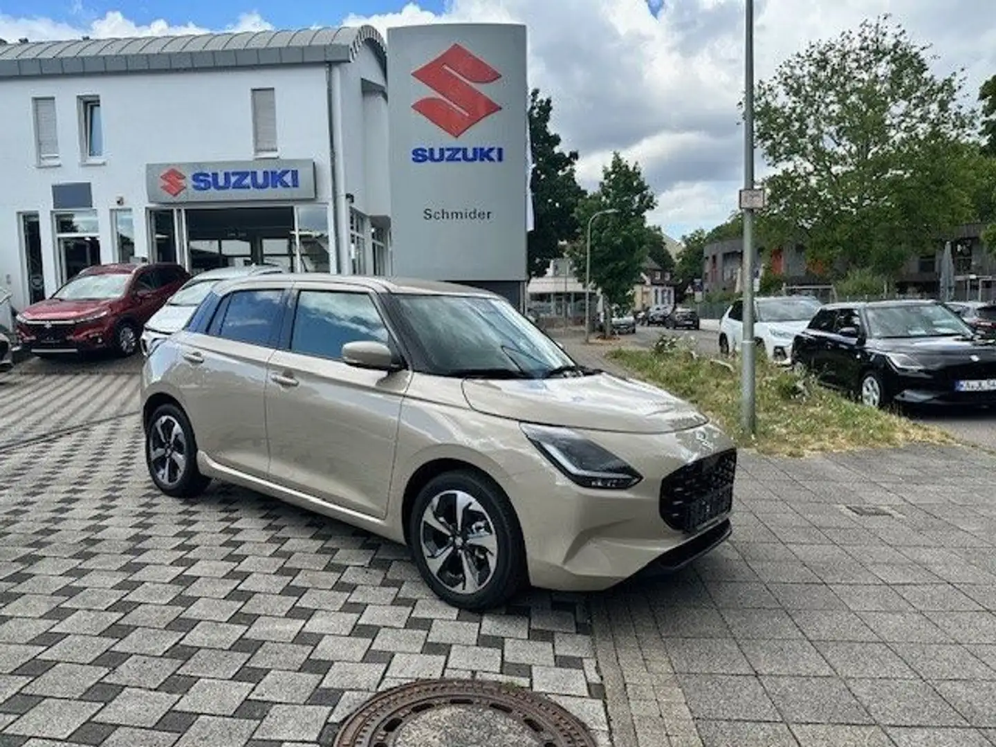 Suzuki Swift 1.2 DUALJET HYBRID Comfort+ CVT /NAVI/LED Beige - 1