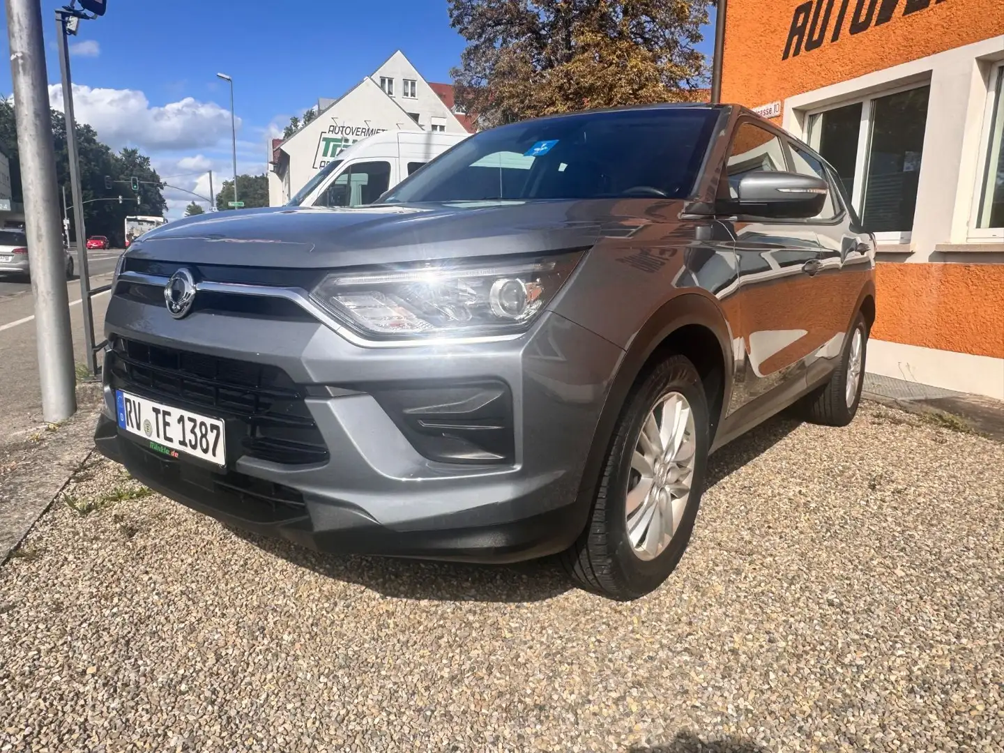 SsangYong Korando 1.5 T-GDI Benzin 2WD, Autom Grau - 1