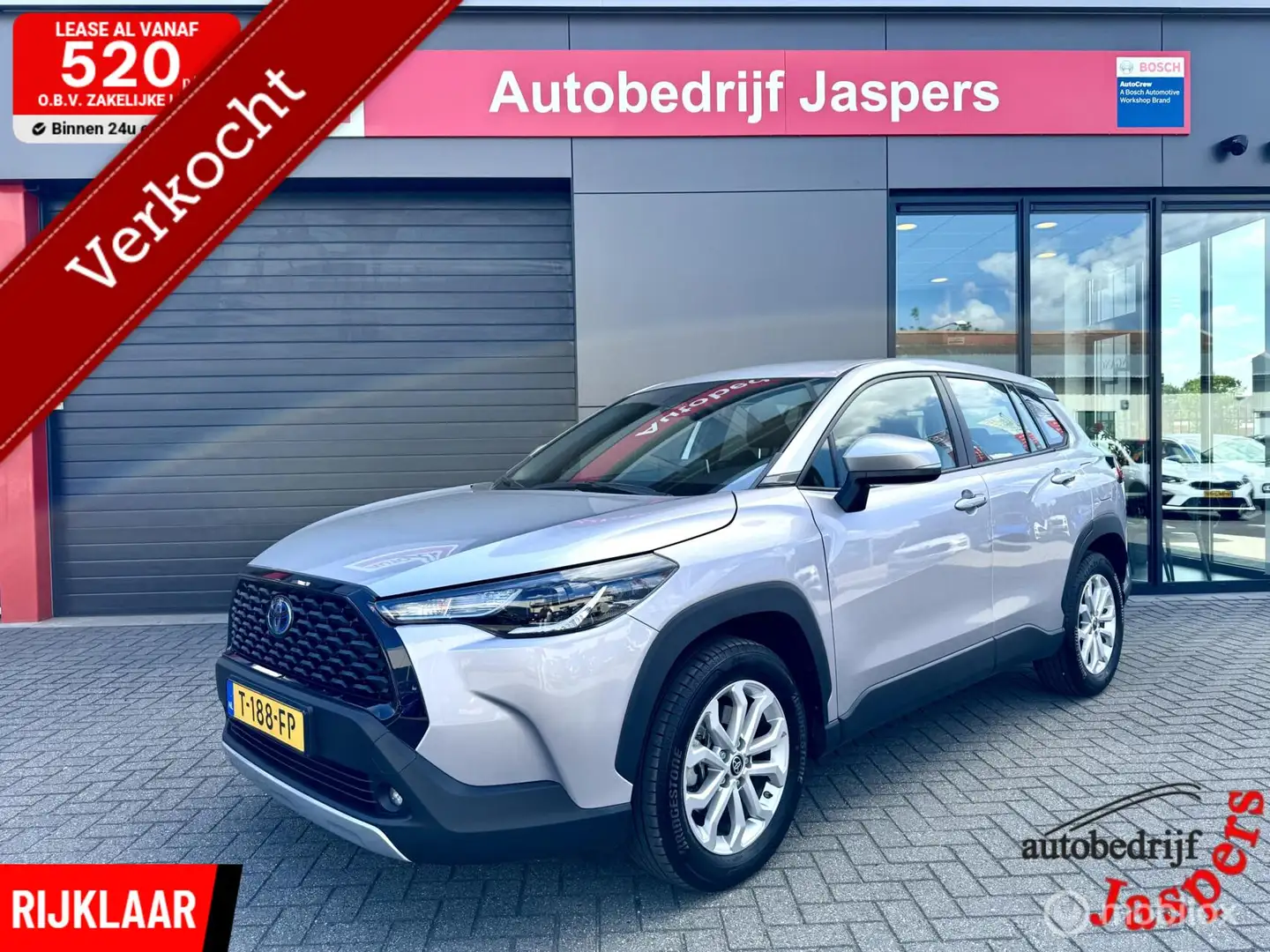 Toyota Corolla Cross 2.0 High Power Hybrid Active Gris - 1