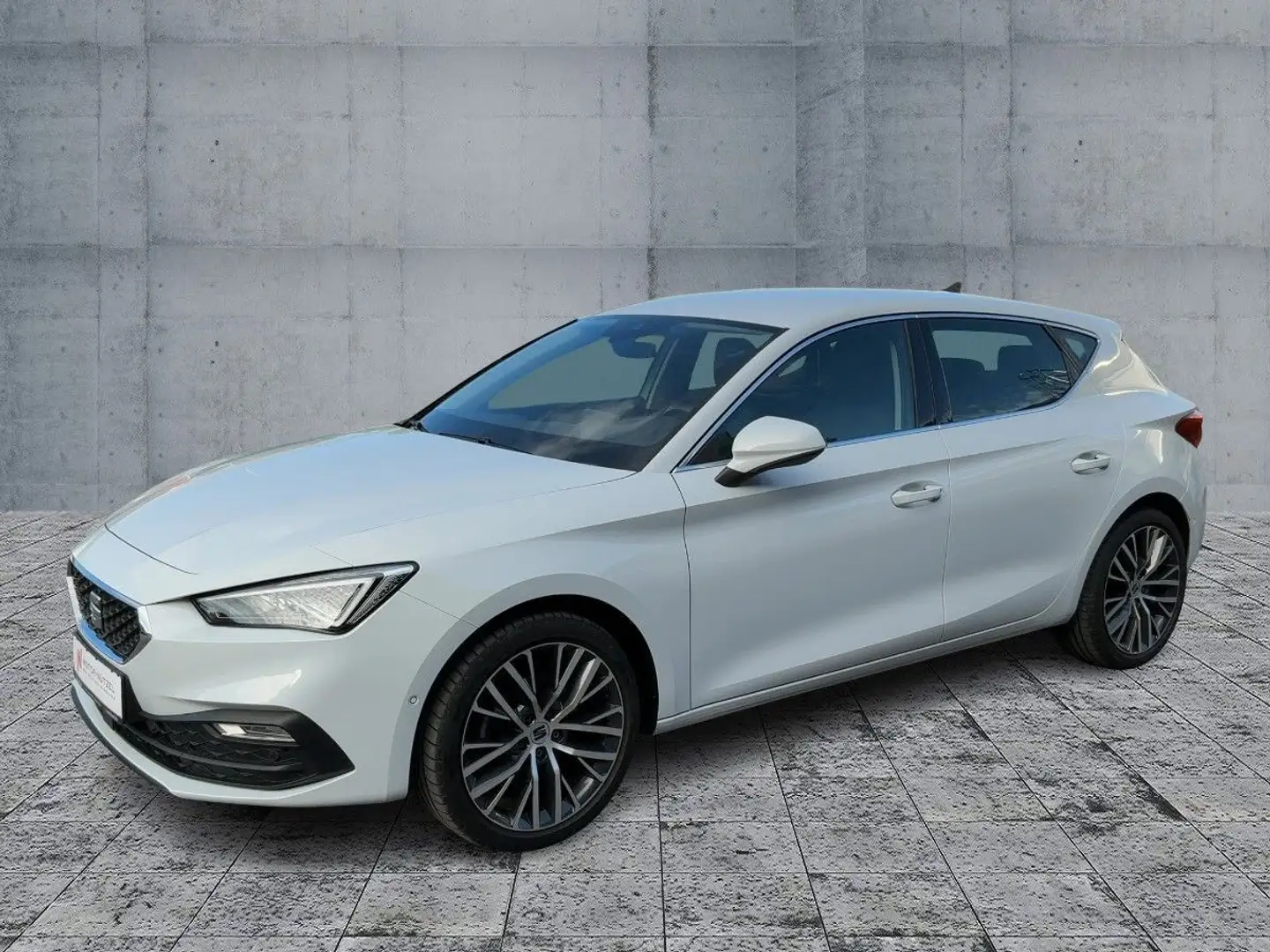 SEAT Leon 1.5TSI XCELLENCE LED+NAV+APP+ACC+SHZ+RFK+VC Weiß - 2