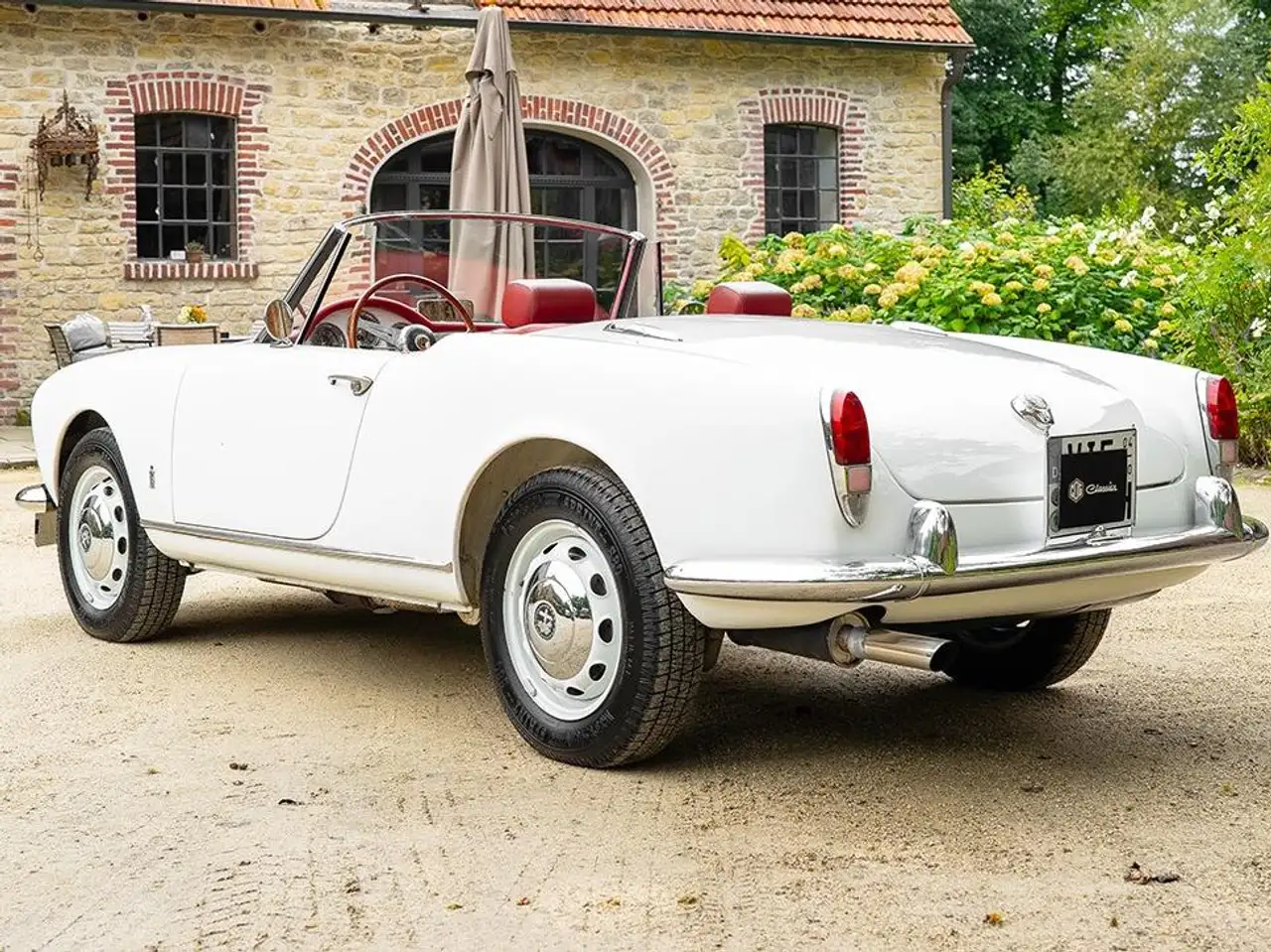 Alfa Romeo Giulia Spider 1600 - Vollständig restaurierter Zustand!, foto 7