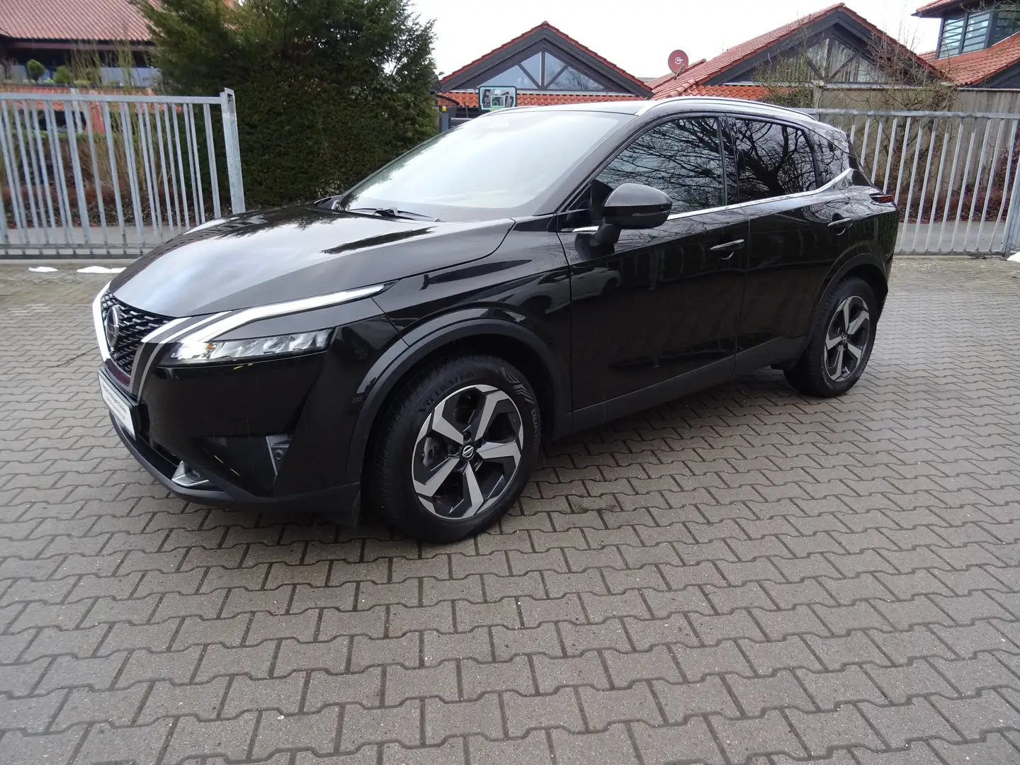 Nissan Qashqai N-Connecta Noir - 1