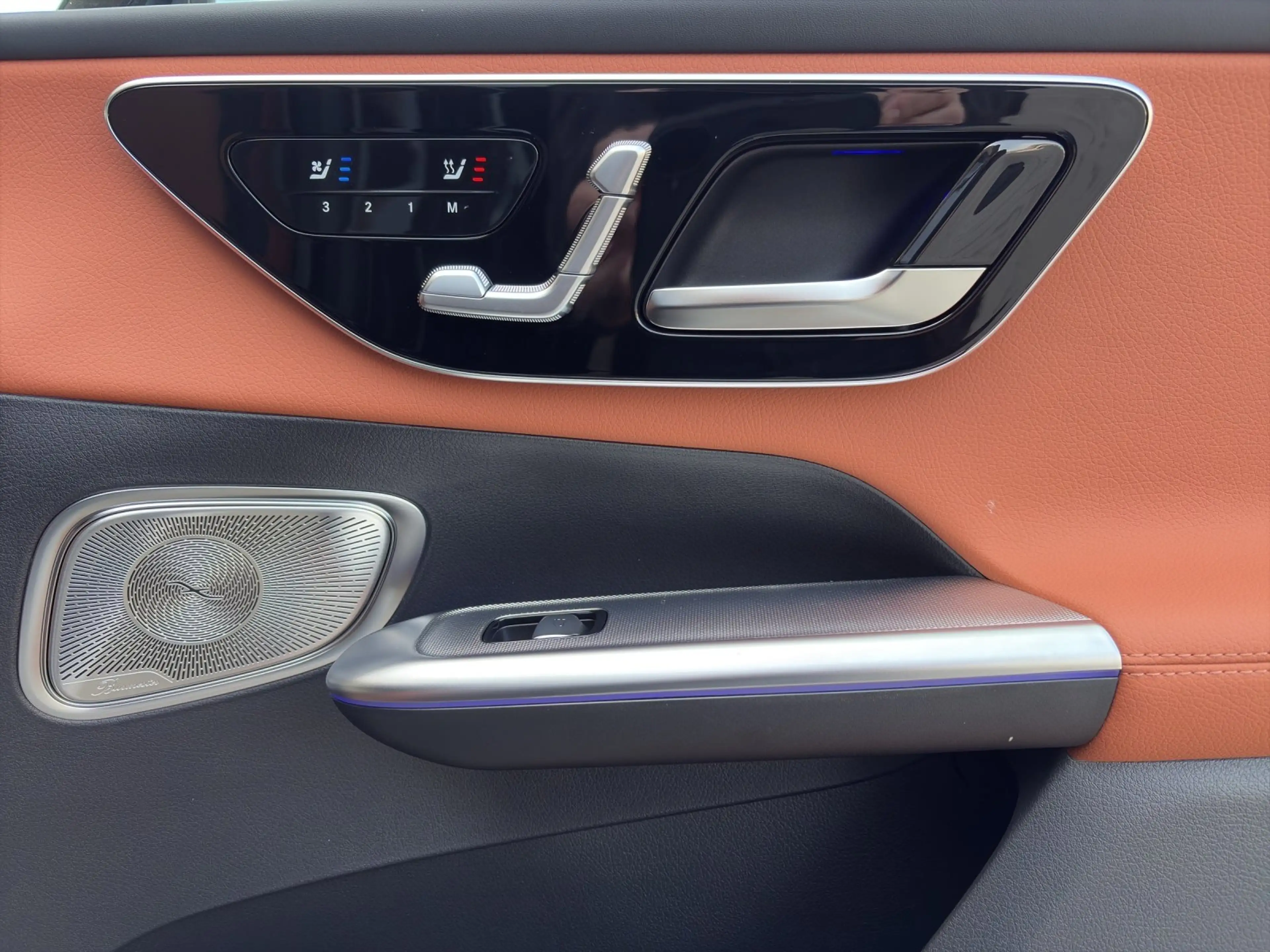 Mercedes-Benz GLC 450 d 4MATIC AMG DigLight 360° AHK HeadUp — photo 15